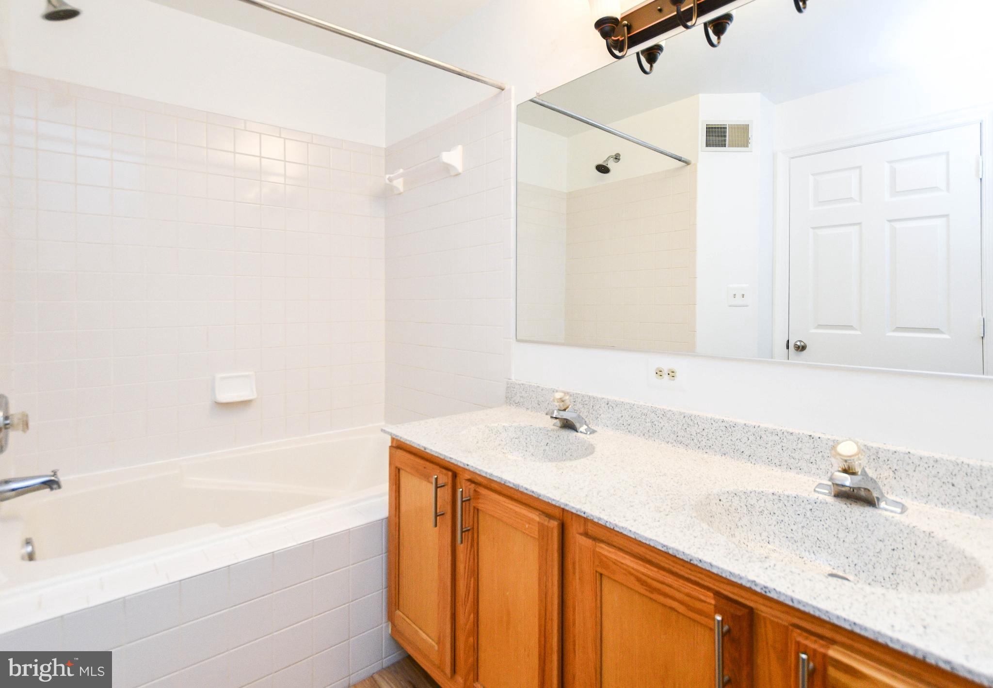 WOODVIEW VILLAGE - Residential Lease