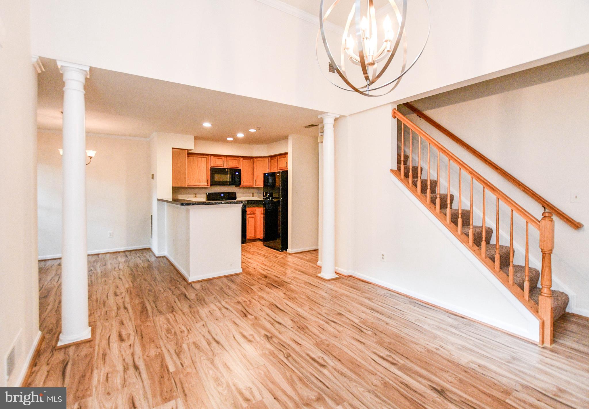 WOODVIEW VILLAGE - Residential Lease