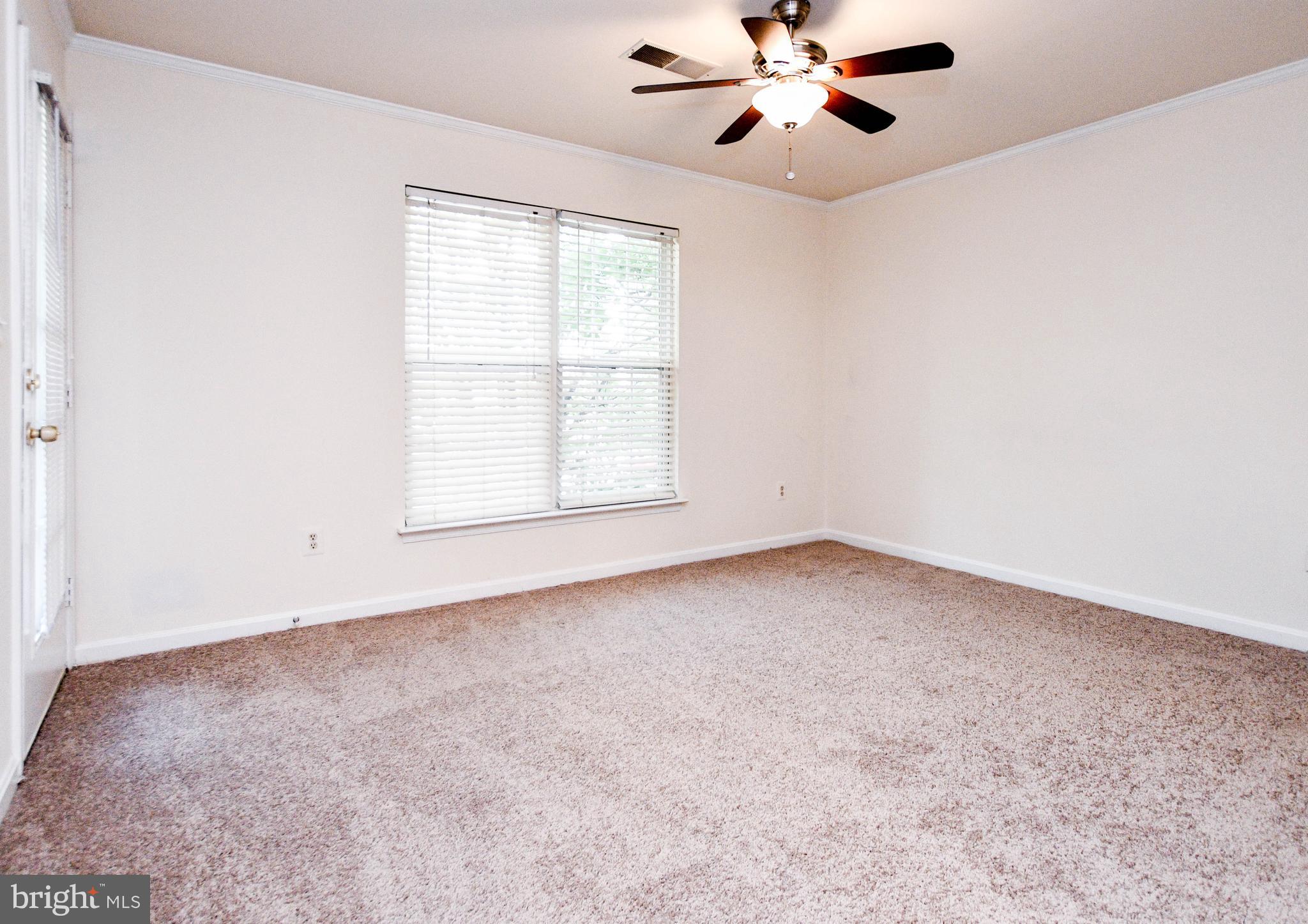 WOODVIEW VILLAGE - Residential Lease