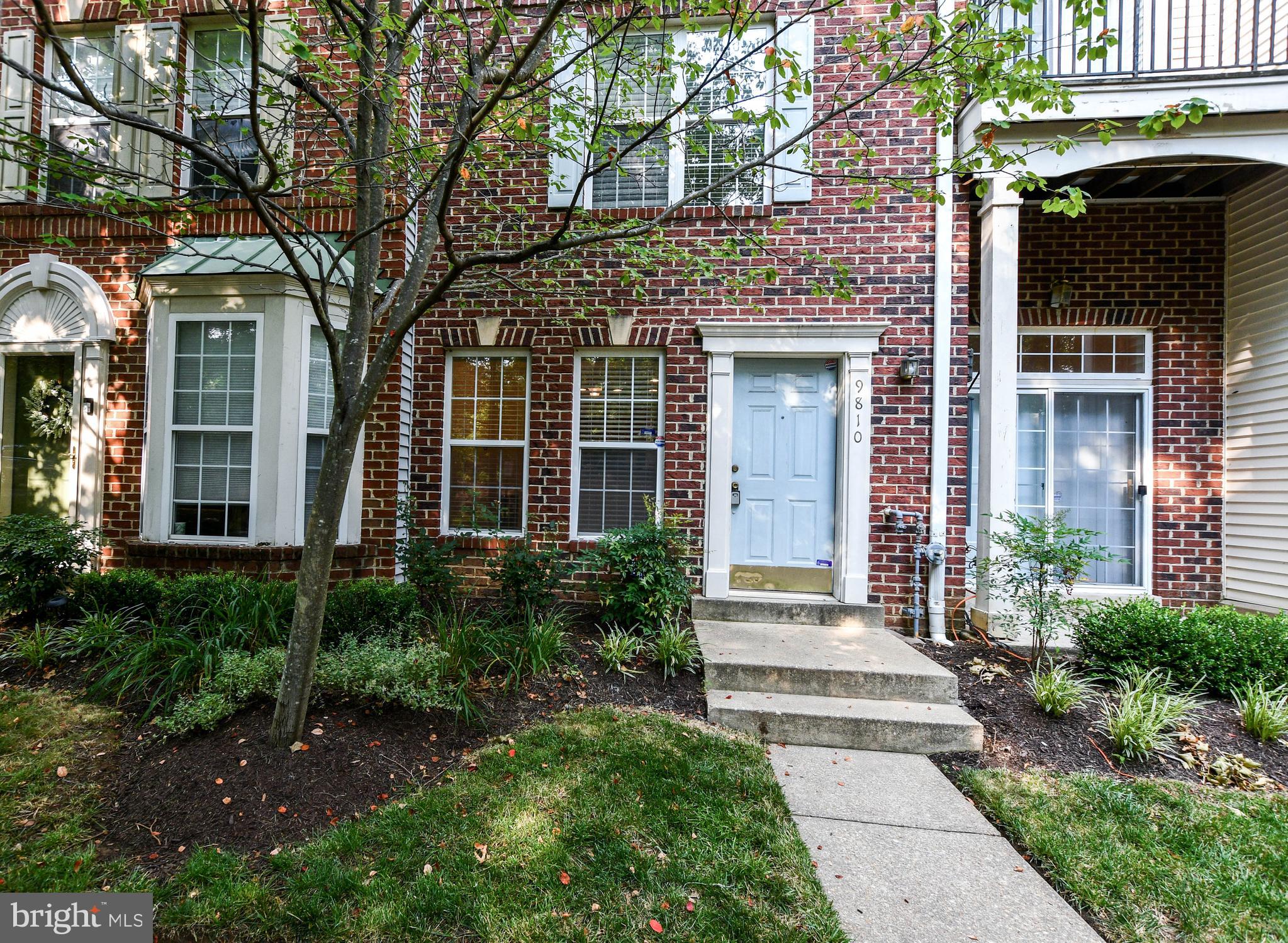 WOODVIEW VILLAGE - Residential Lease