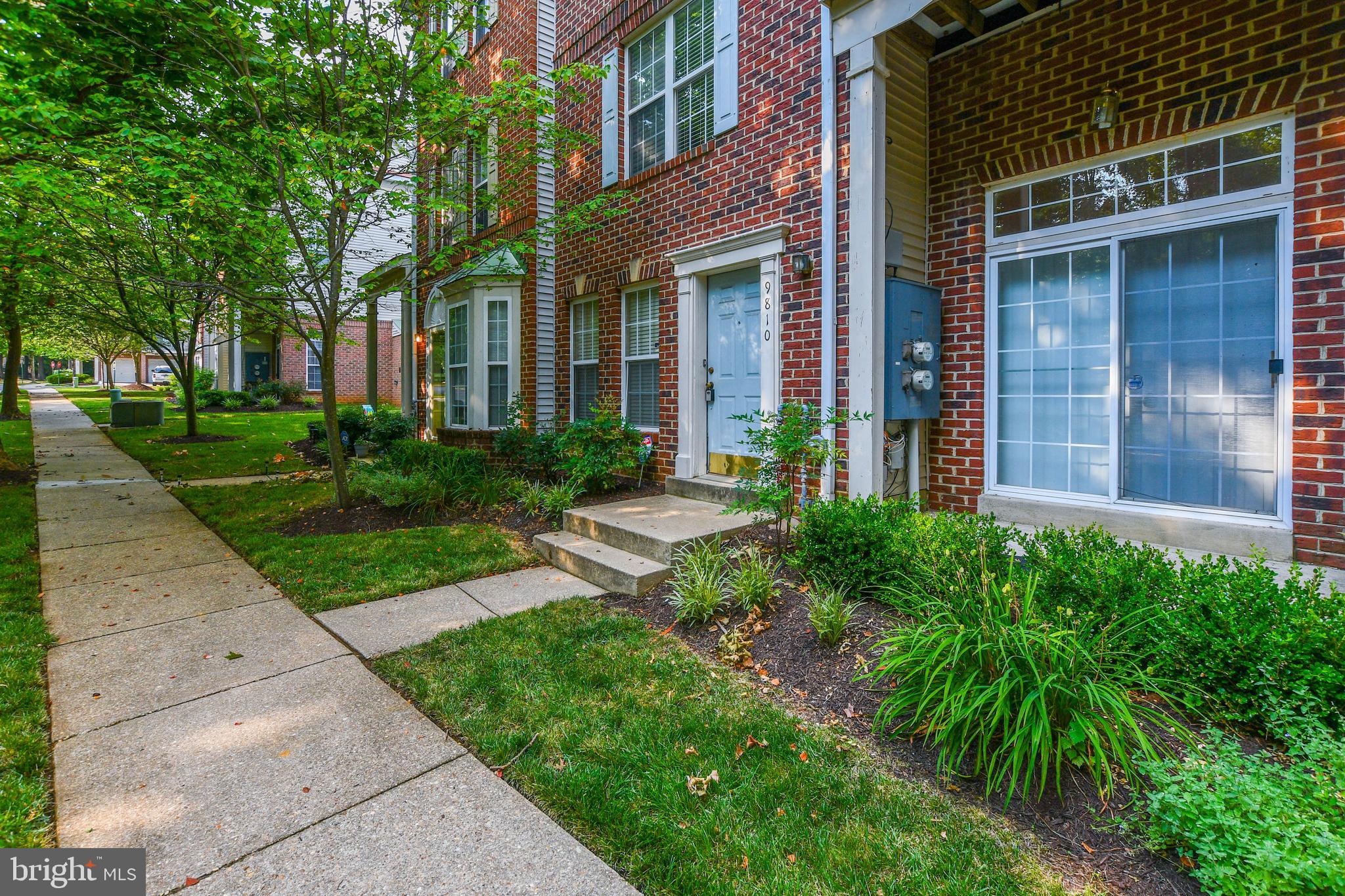 WOODVIEW VILLAGE - Residential Lease