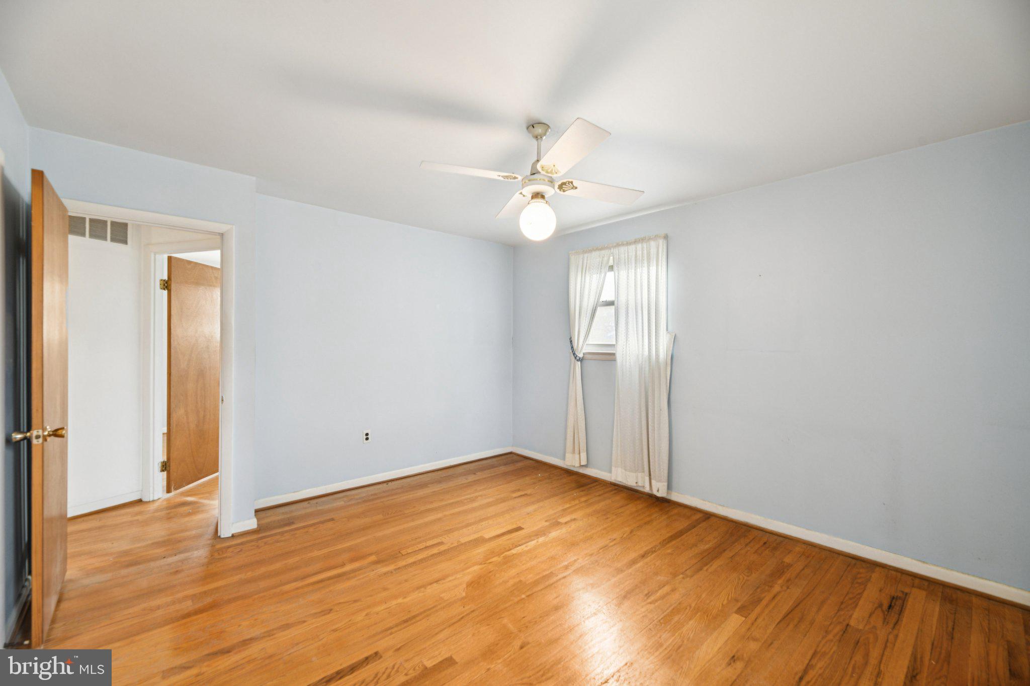 WOODBERRY FOREST - Residential