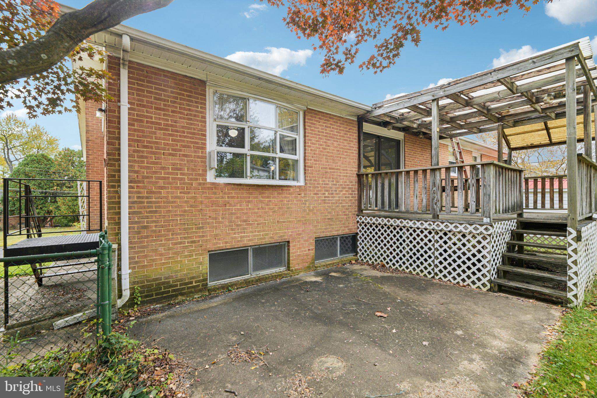 WOODBERRY FOREST - Residential