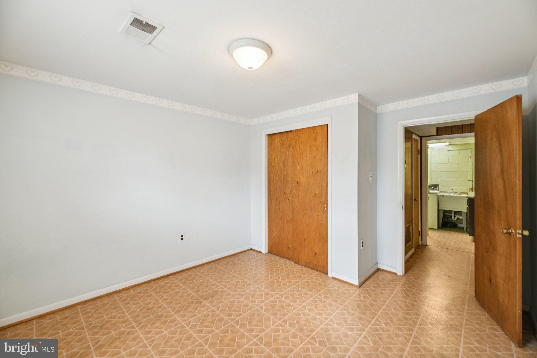 WOODBERRY FOREST - Residential