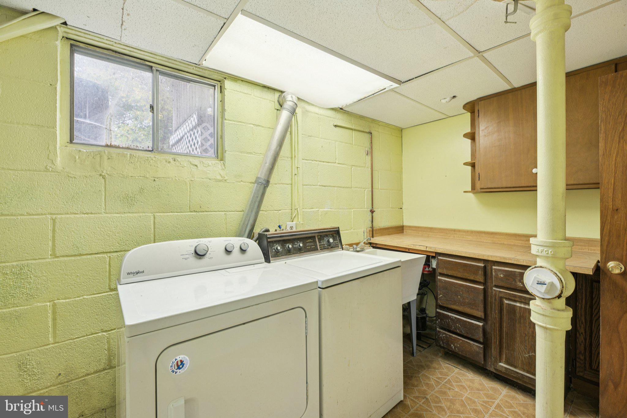 WOODBERRY FOREST - Residential