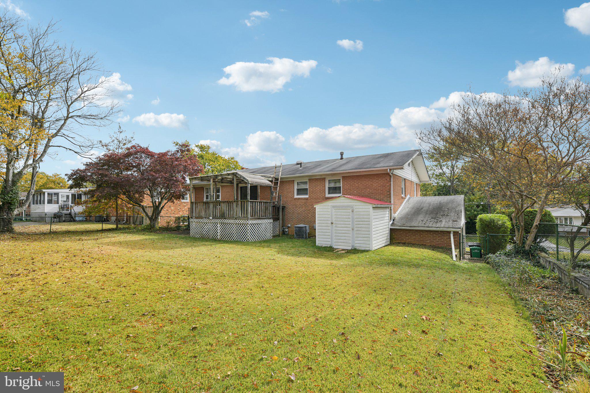 WOODBERRY FOREST - Residential