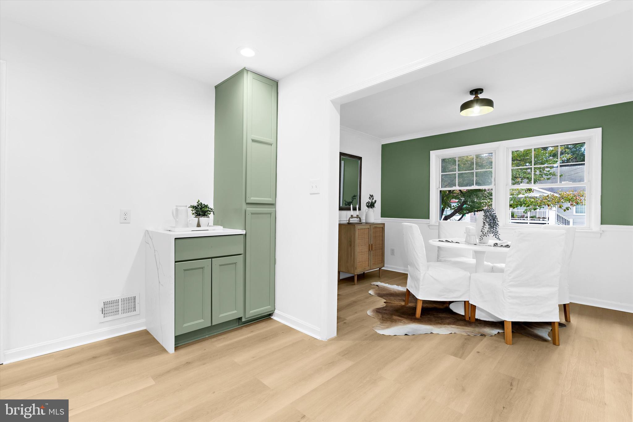 RIVERDALE PARK - Residential