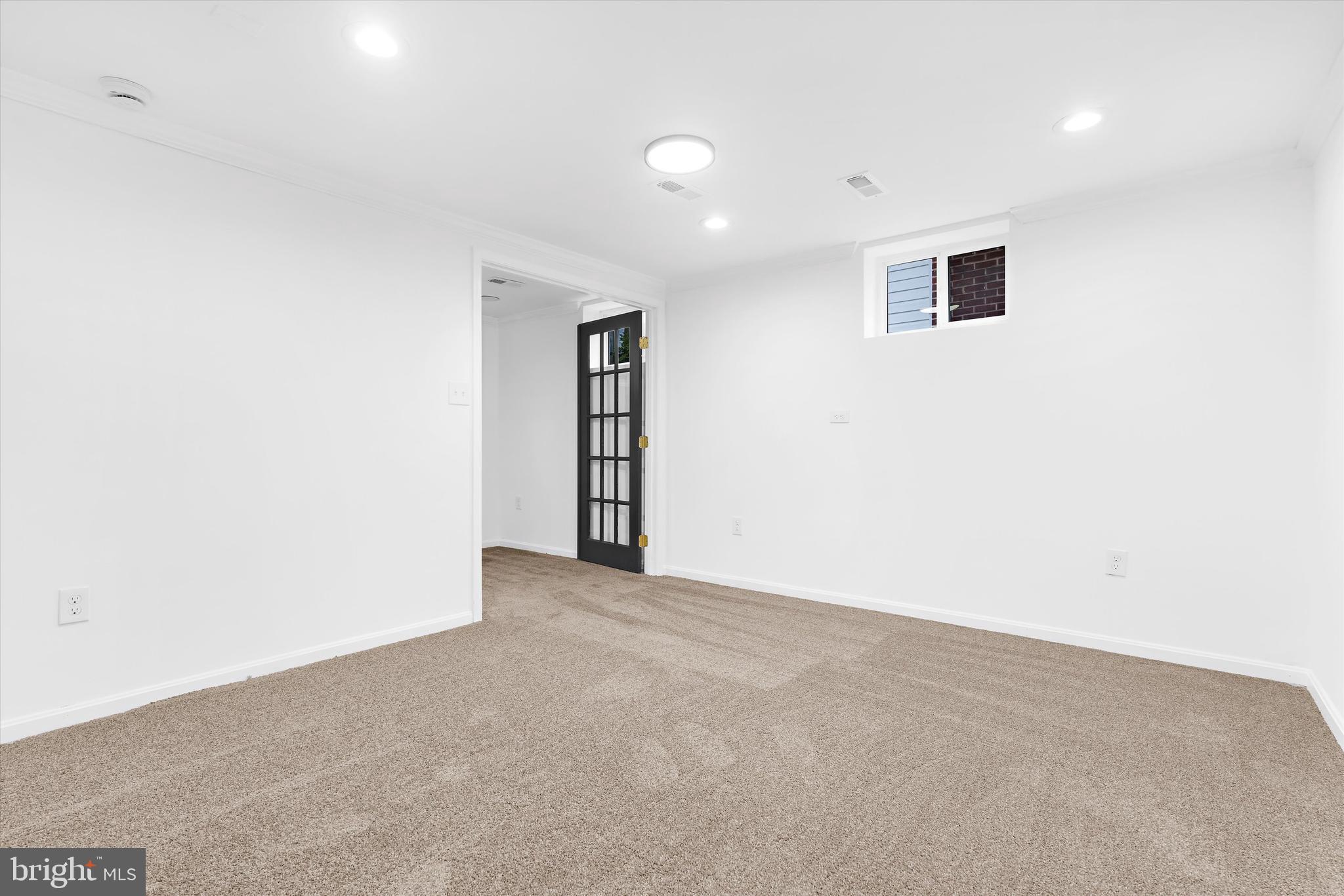 RIVERDALE PARK - Residential