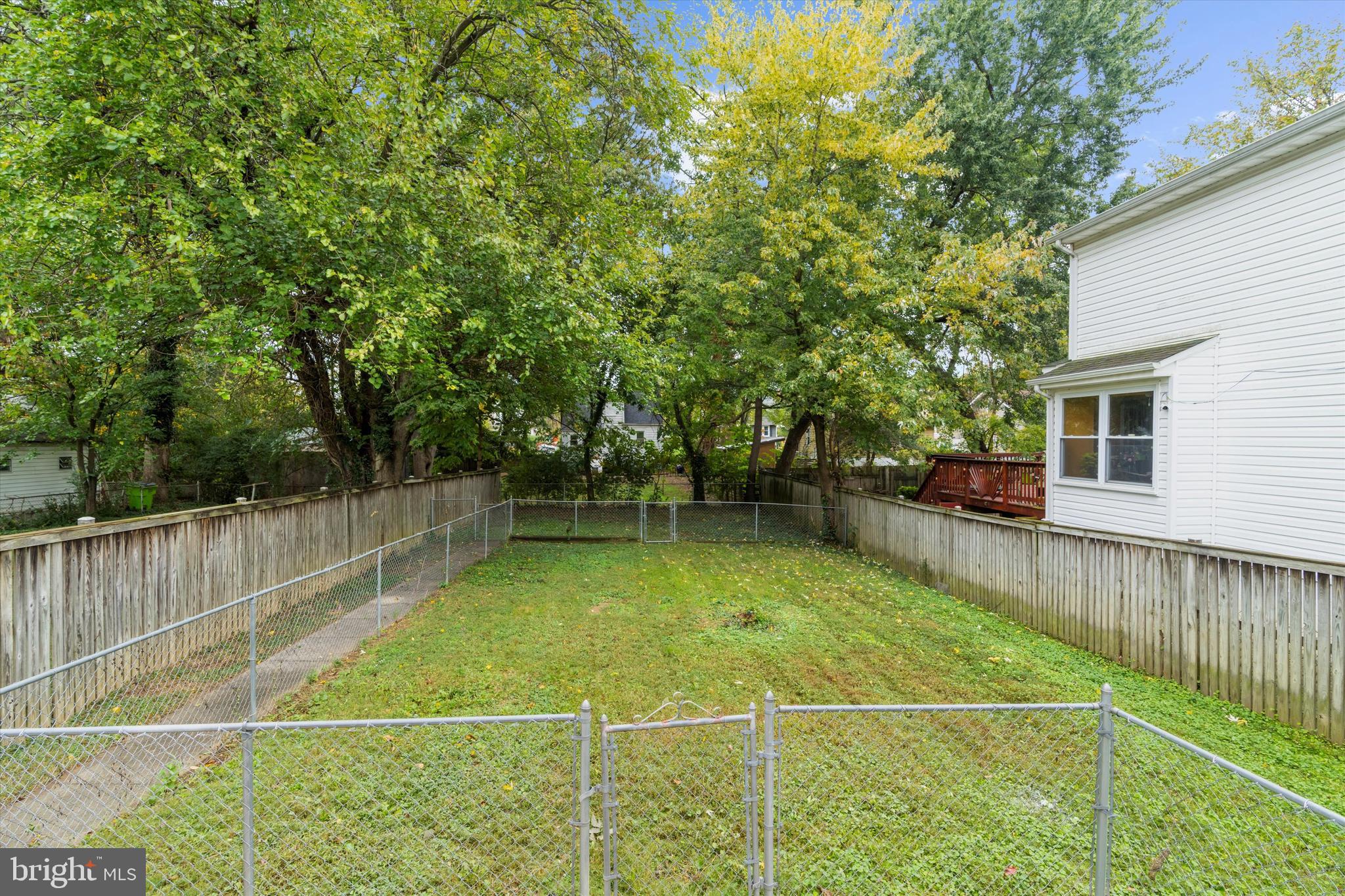 RIVERDALE PARK - Residential