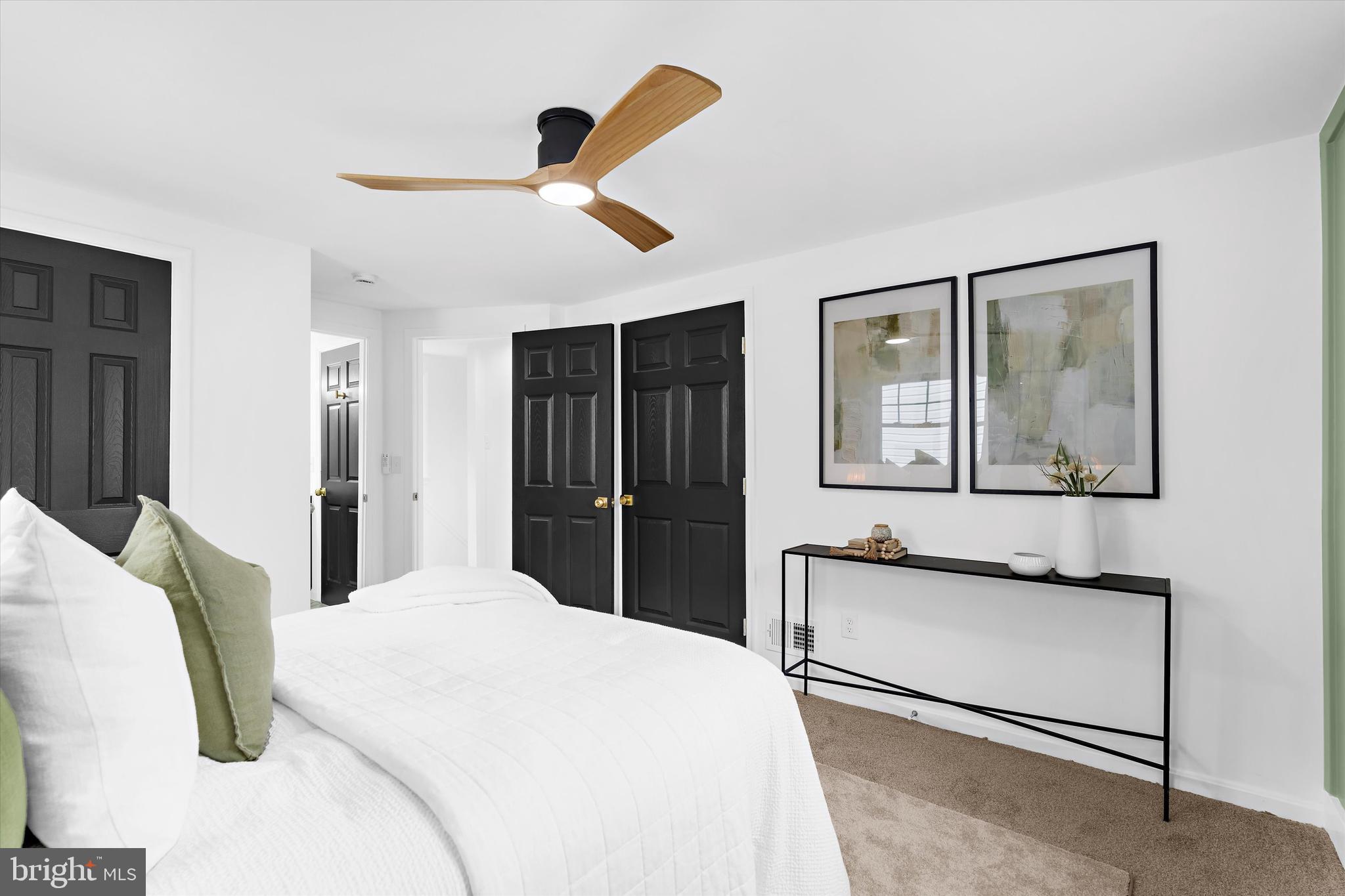 RIVERDALE PARK - Residential