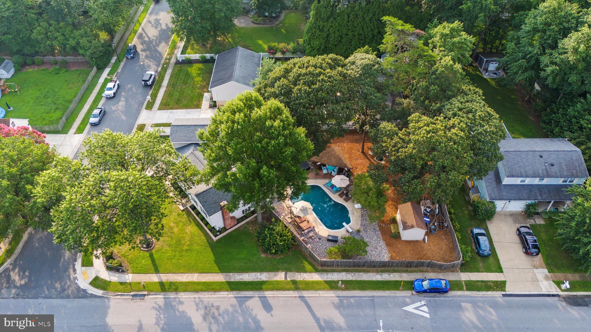 301 RAUSSELL PLACE