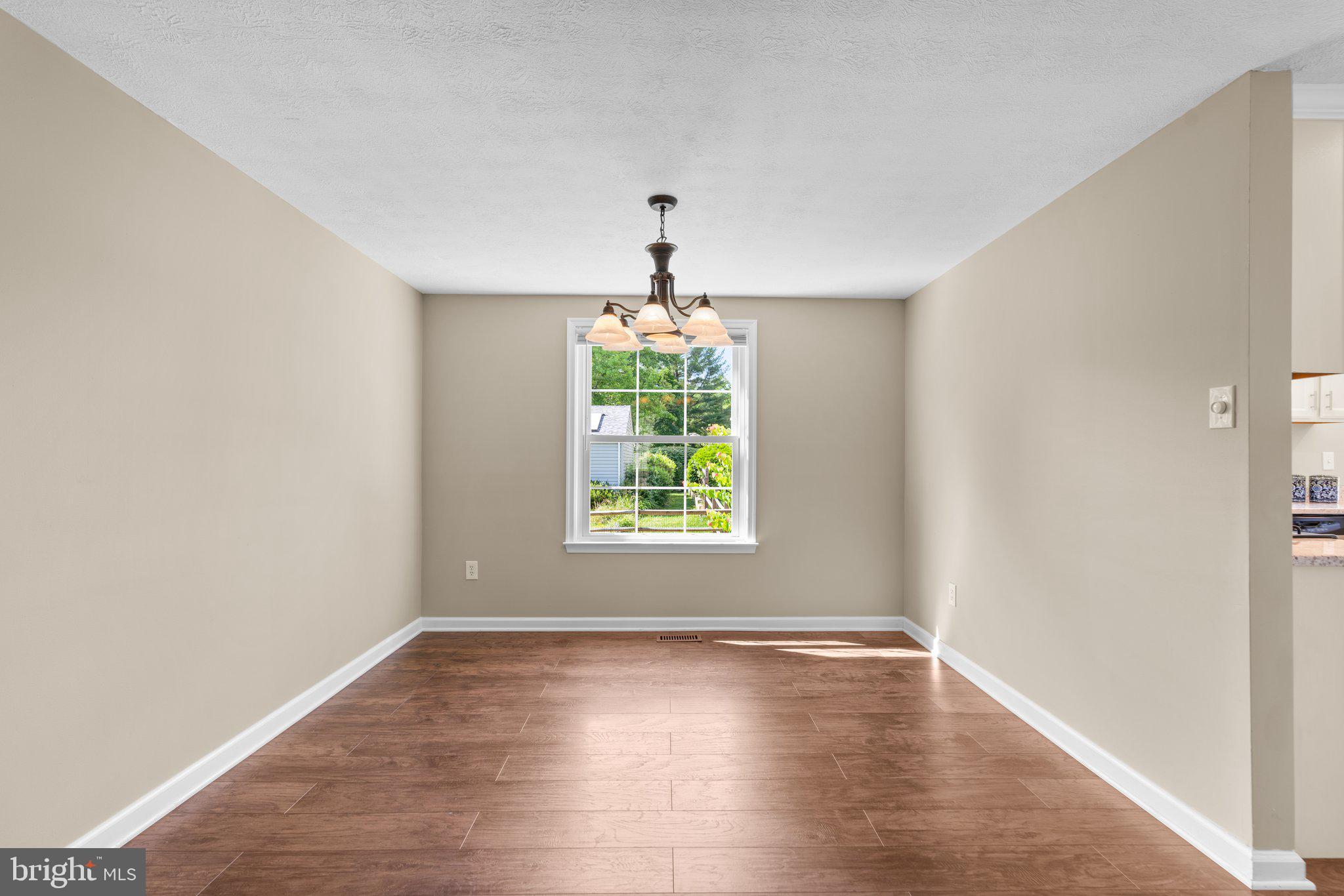 VILLAGE OF OWEN BROWN - Residential