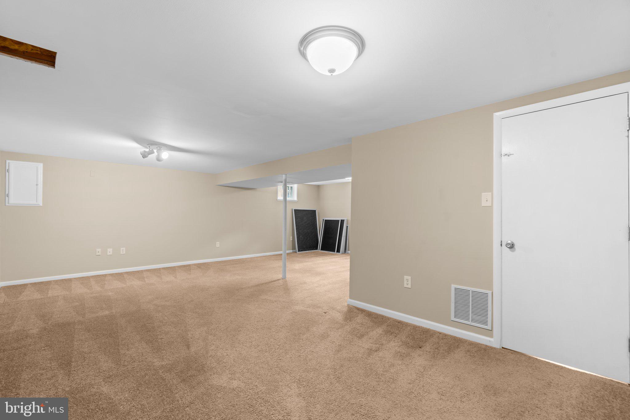 VILLAGE OF OWEN BROWN - Residential