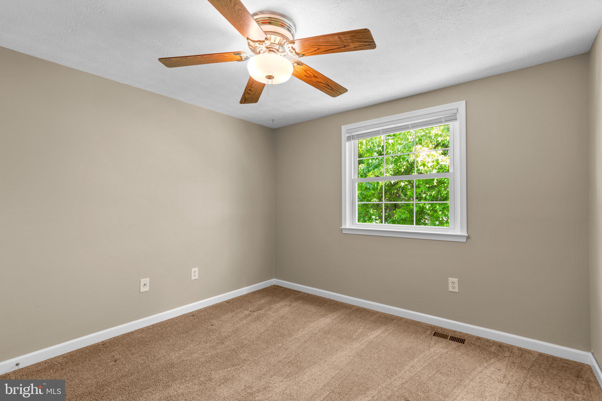 VILLAGE OF OWEN BROWN - Residential