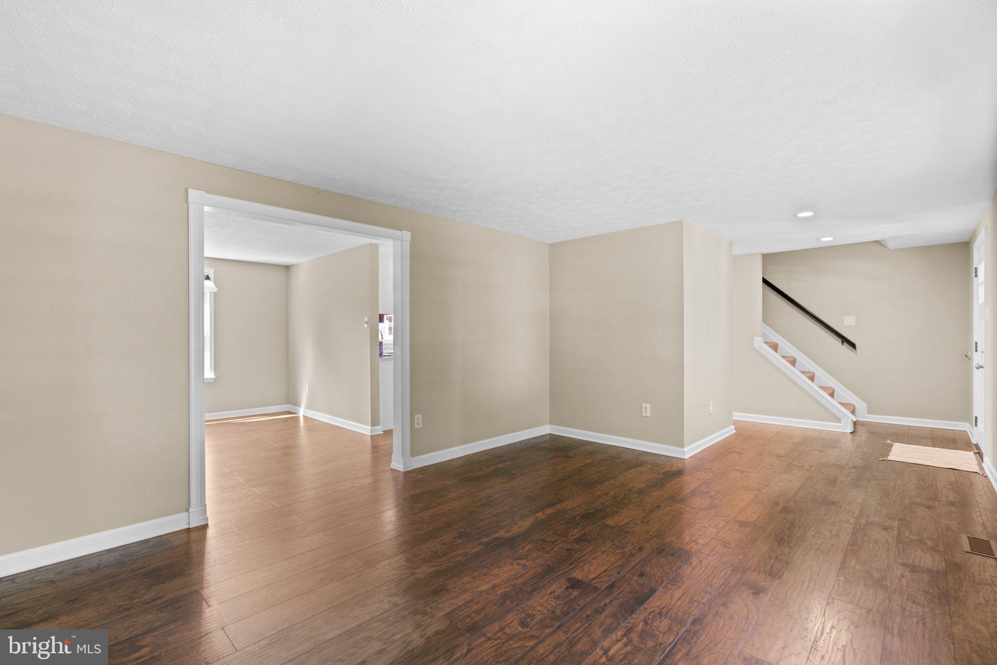 VILLAGE OF OWEN BROWN - Residential