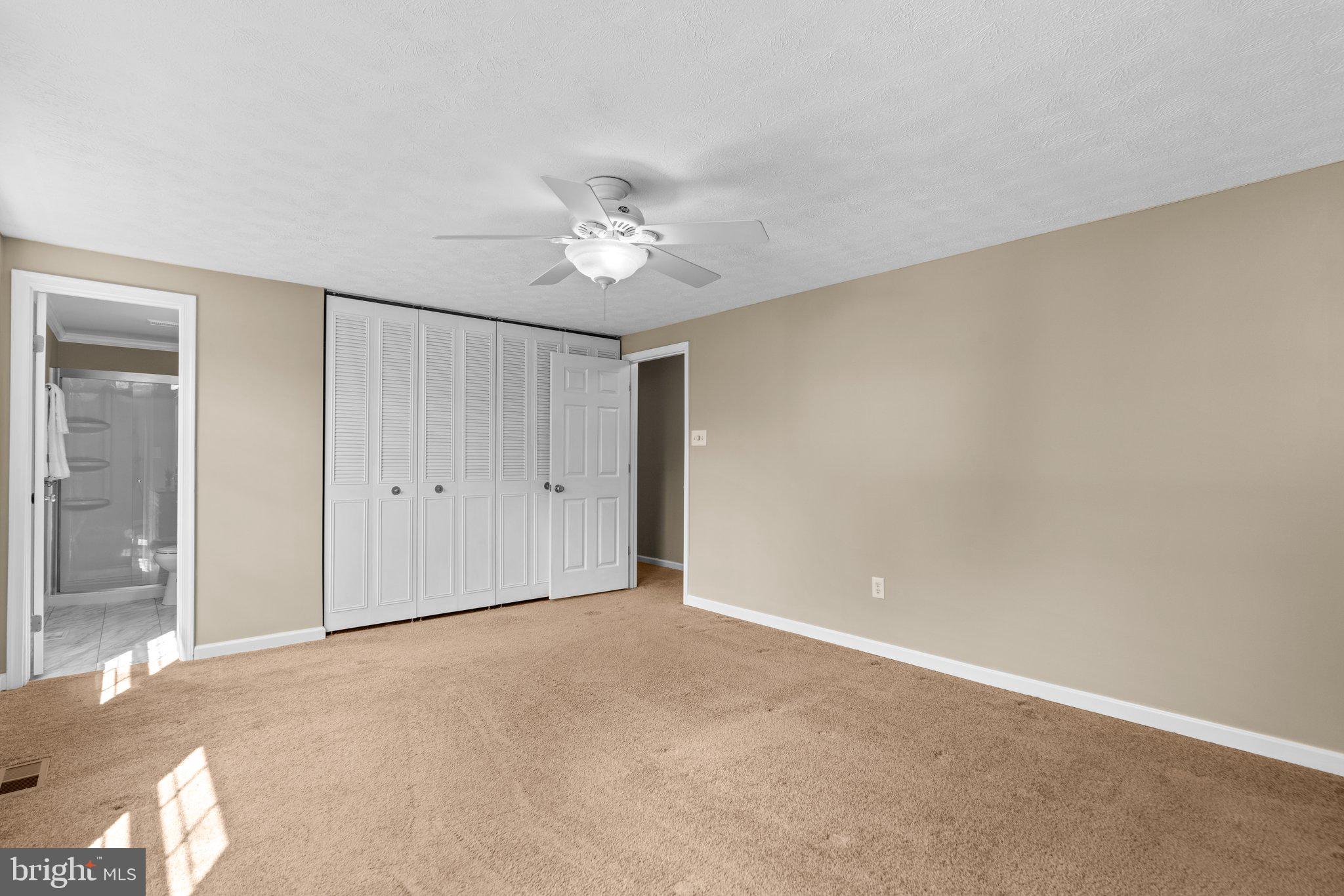 VILLAGE OF OWEN BROWN - Residential