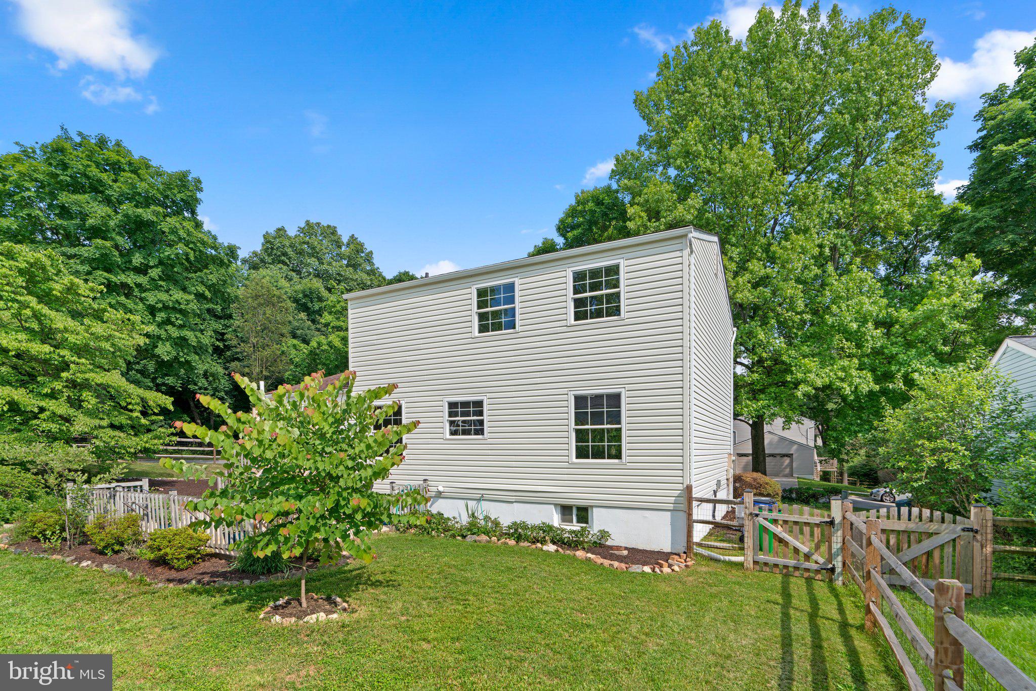 VILLAGE OF OWEN BROWN - Residential