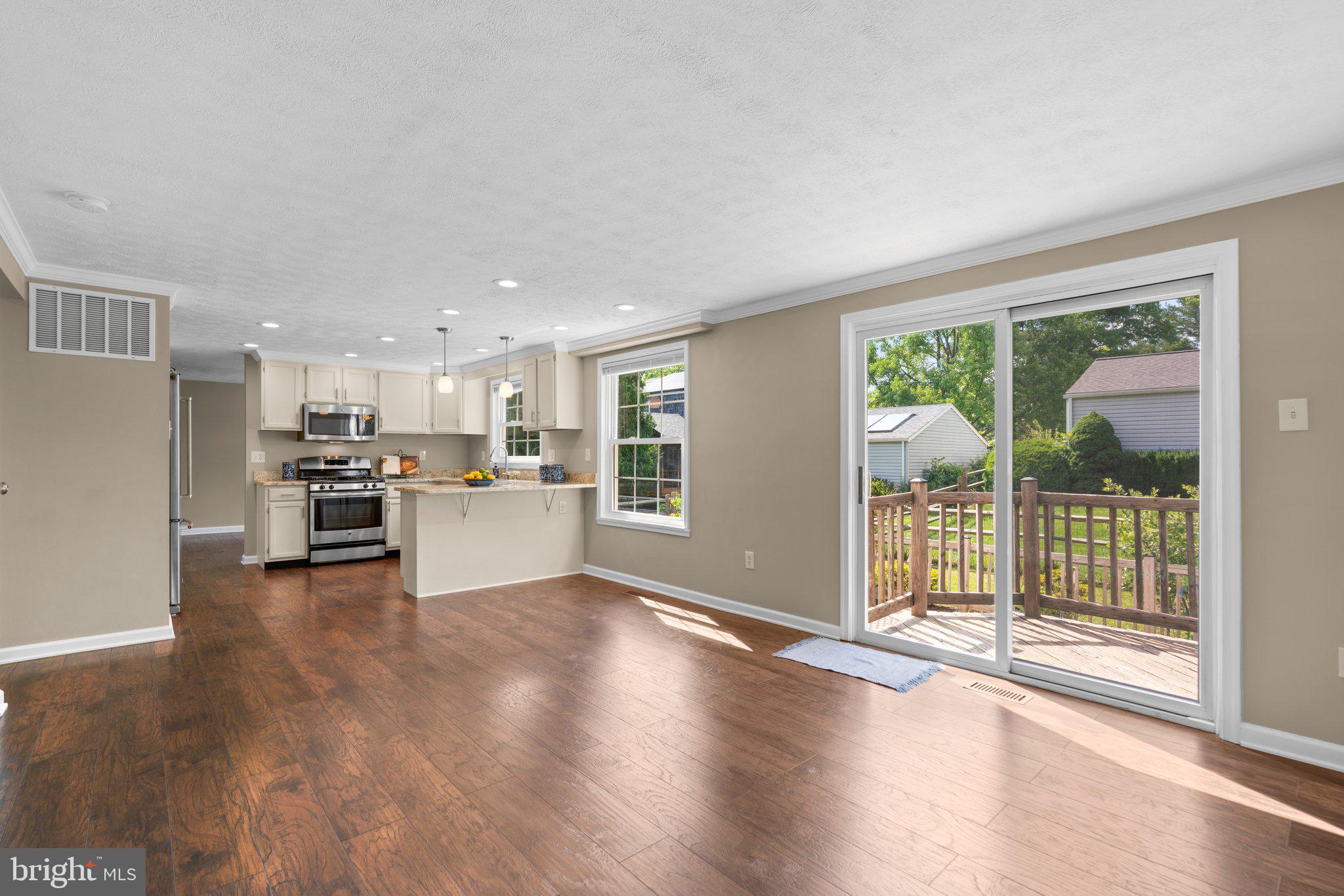 VILLAGE OF OWEN BROWN - Residential