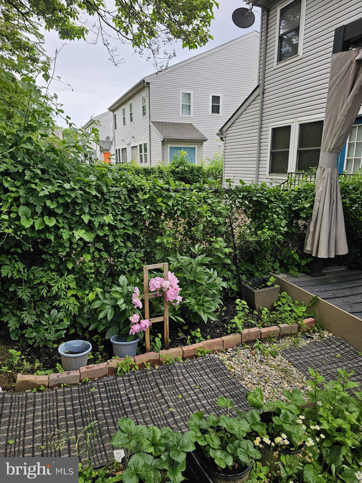 TEMPLE UNIVERSITY - Residential Lease