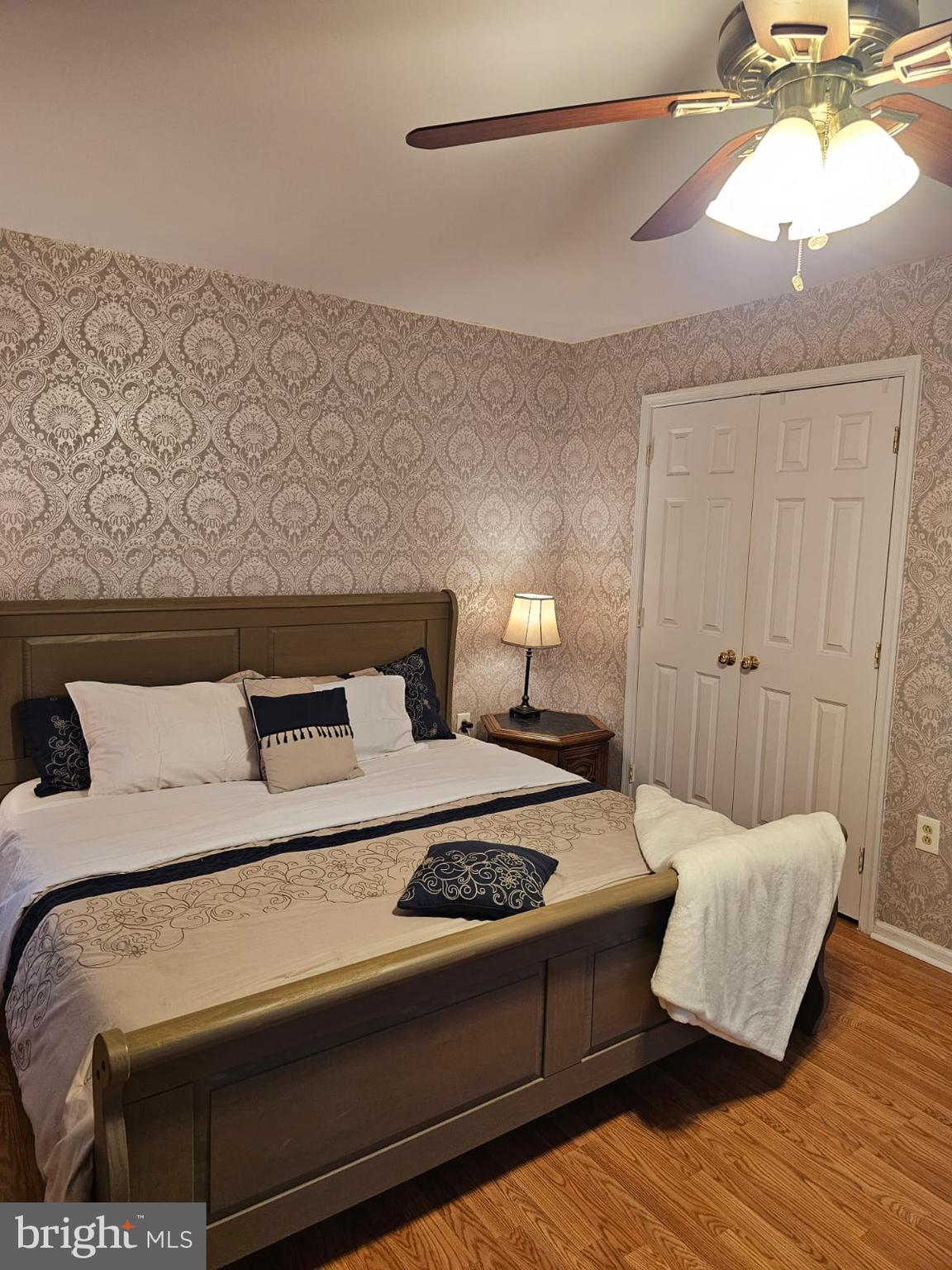 TEMPLE UNIVERSITY - Residential Lease