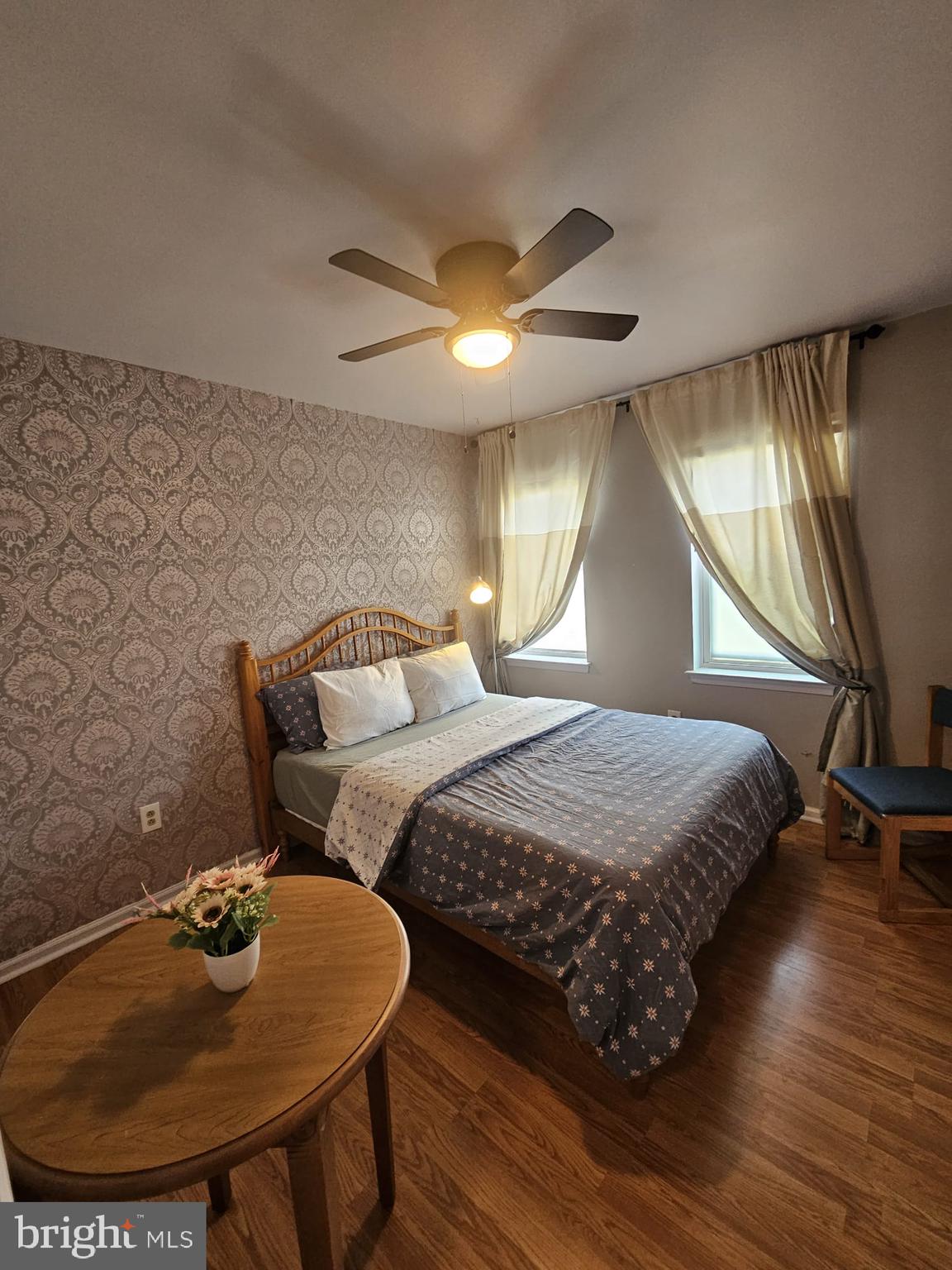 TEMPLE UNIVERSITY - Residential Lease