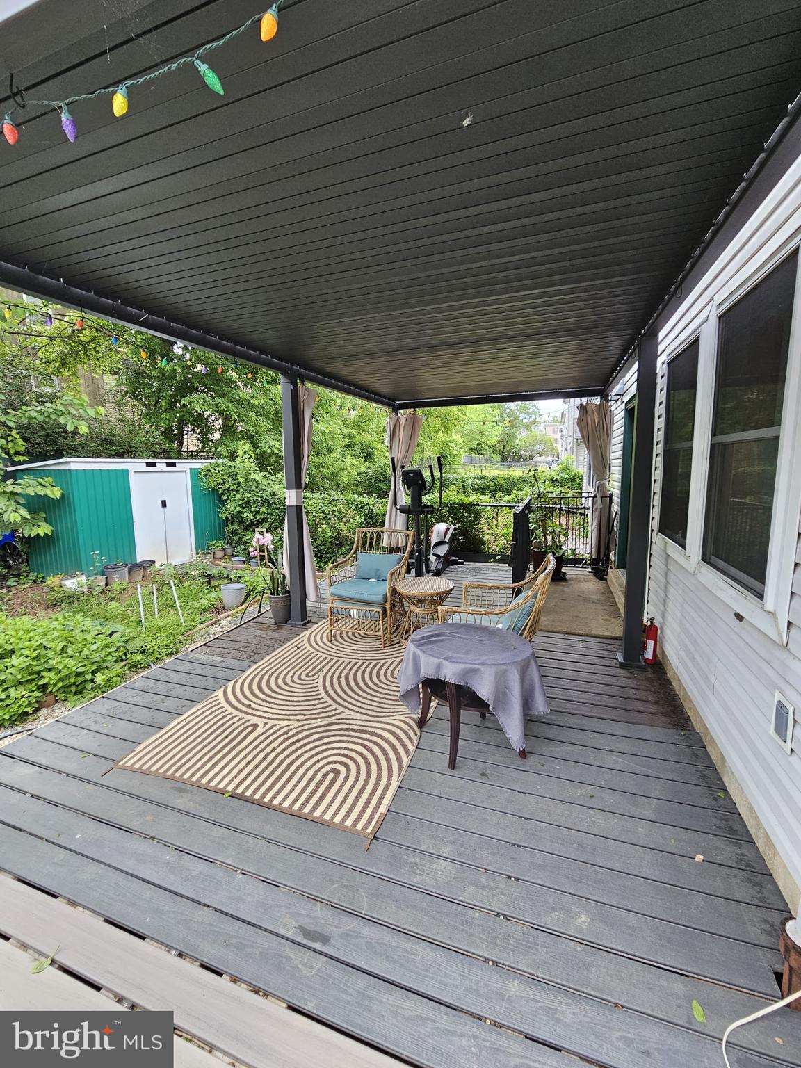 TEMPLE UNIVERSITY - Residential Lease