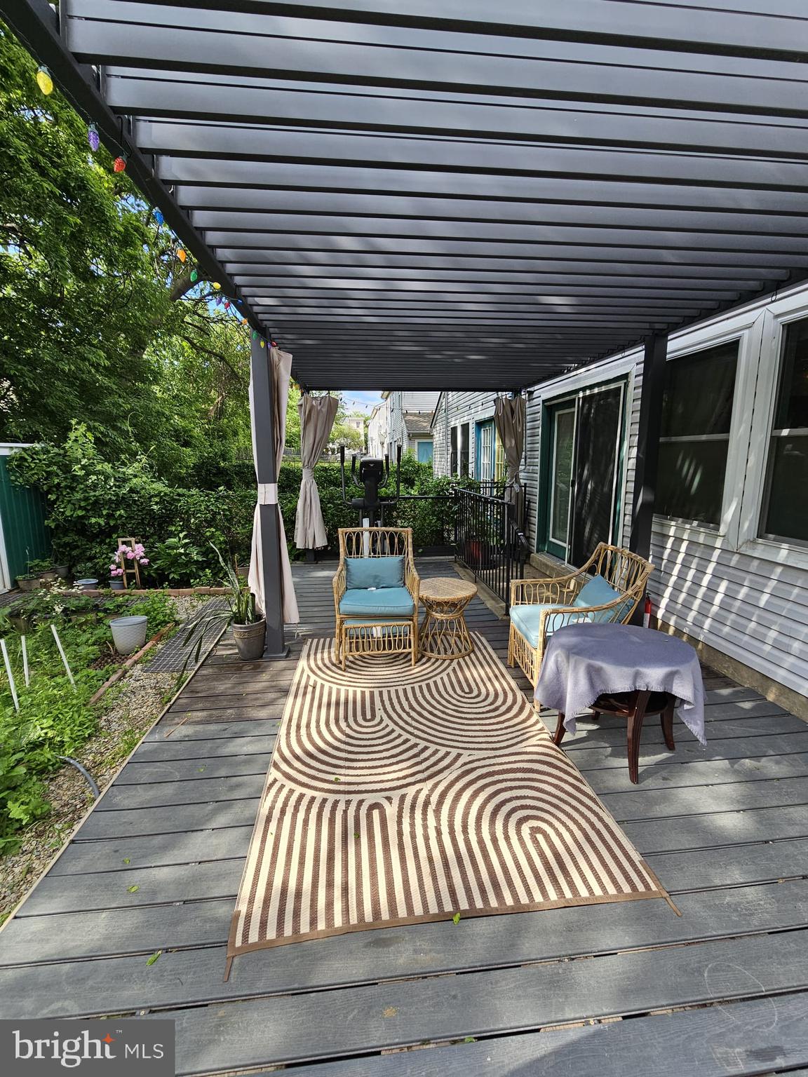 TEMPLE UNIVERSITY - Residential Lease