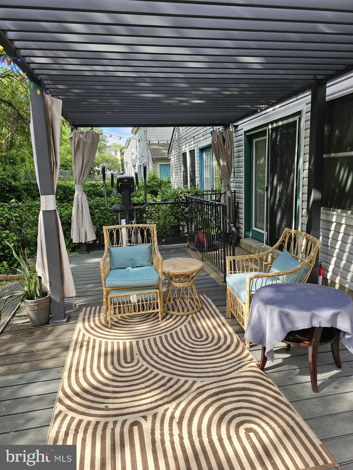 TEMPLE UNIVERSITY - Residential Lease