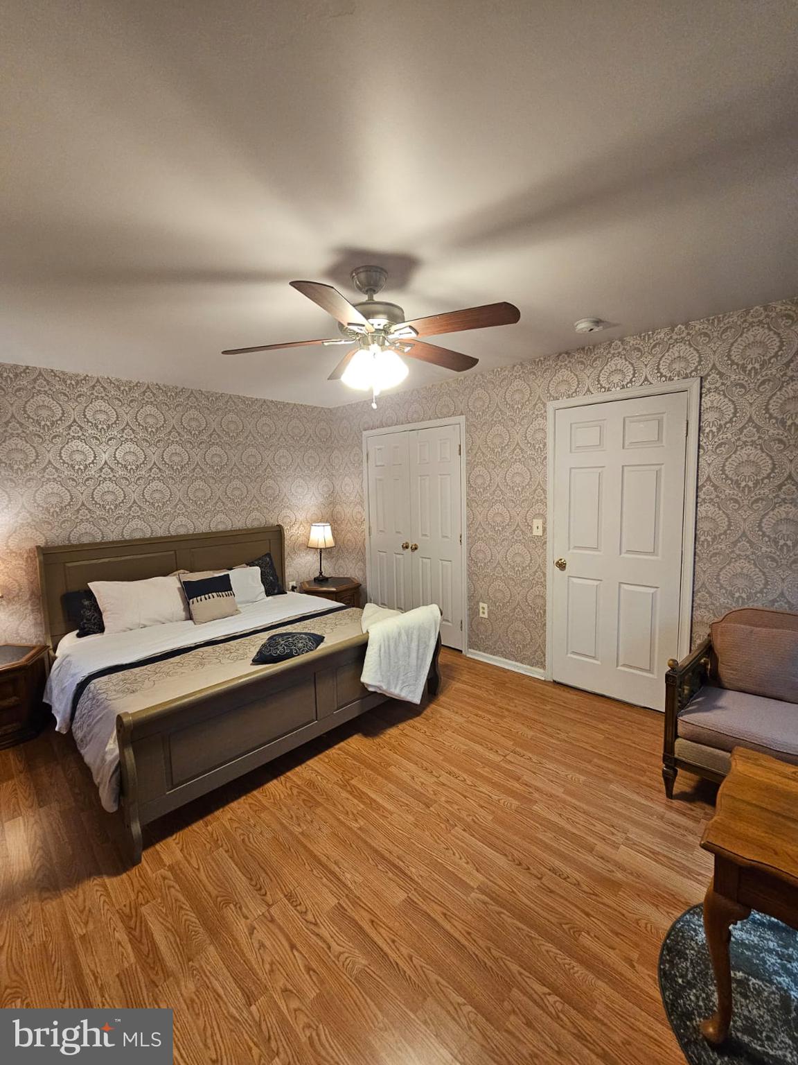 TEMPLE UNIVERSITY - Residential Lease