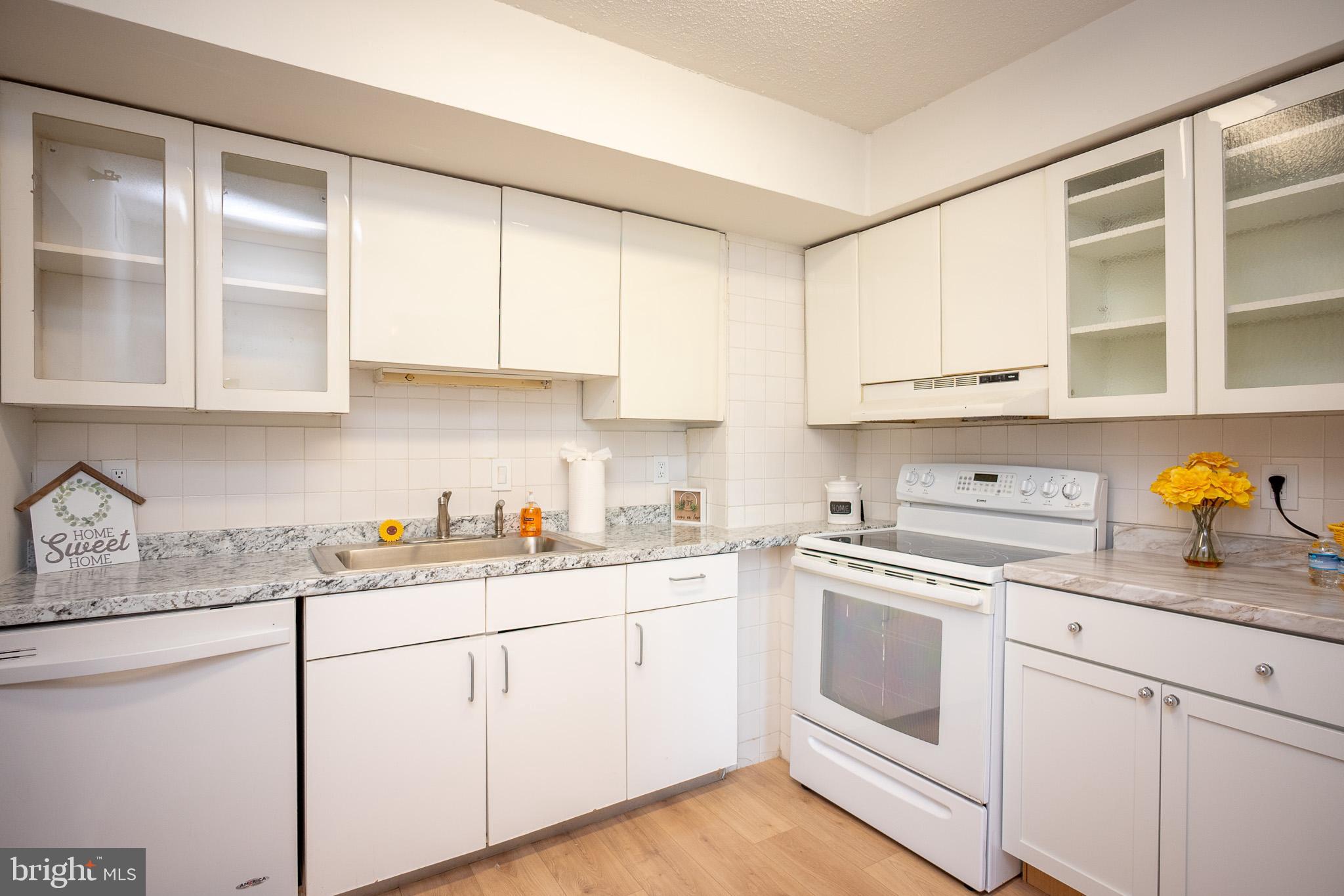 ADELPHI - Residential