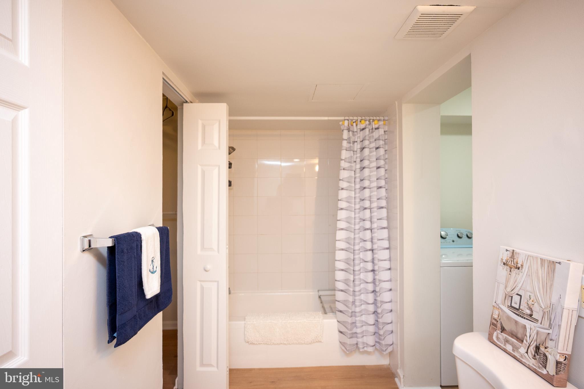 ADELPHI - Residential