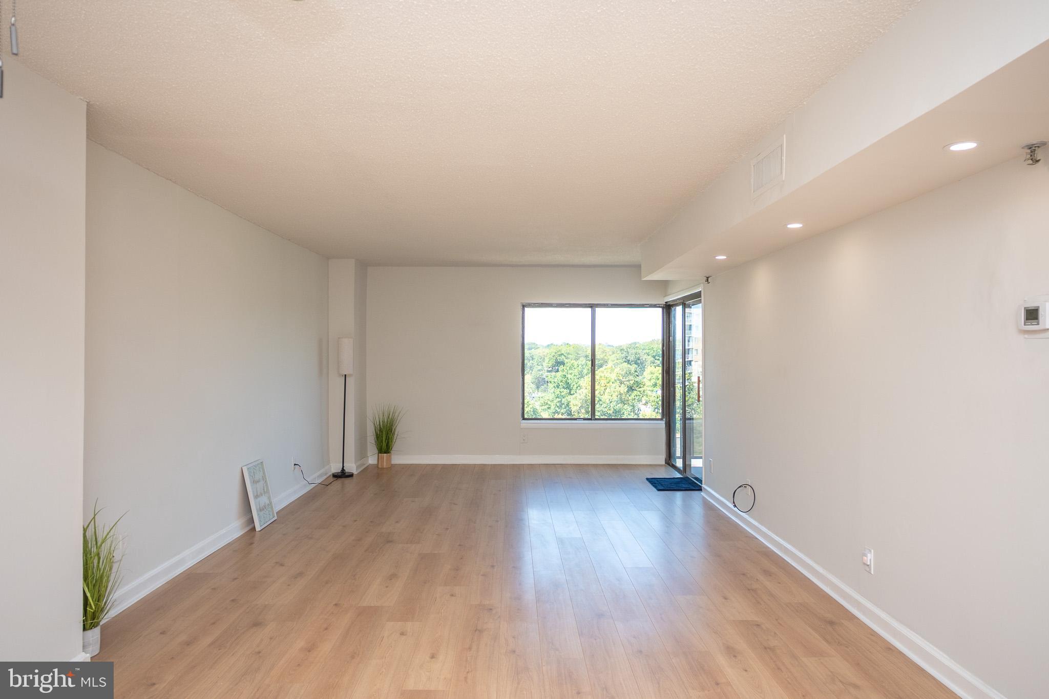 ADELPHI - Residential