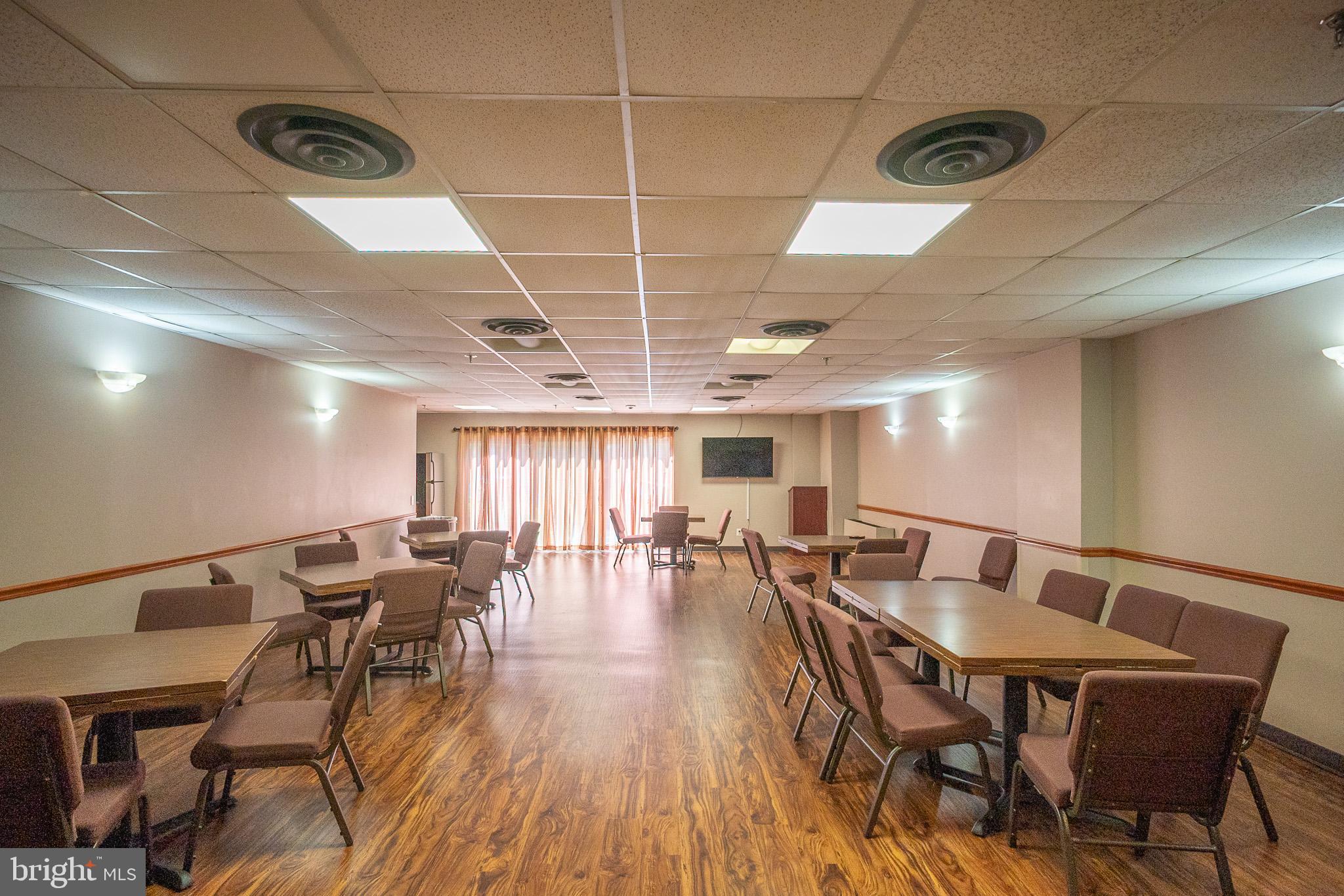 ADELPHI - Residential