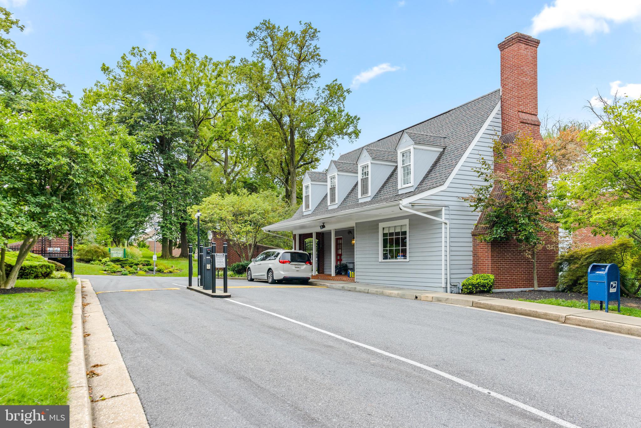 HOMELAND SOUTHWAY - Residential Lease