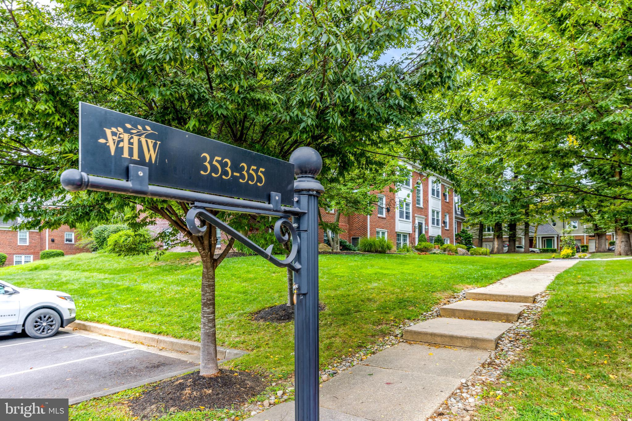 HOMELAND SOUTHWAY - Residential Lease