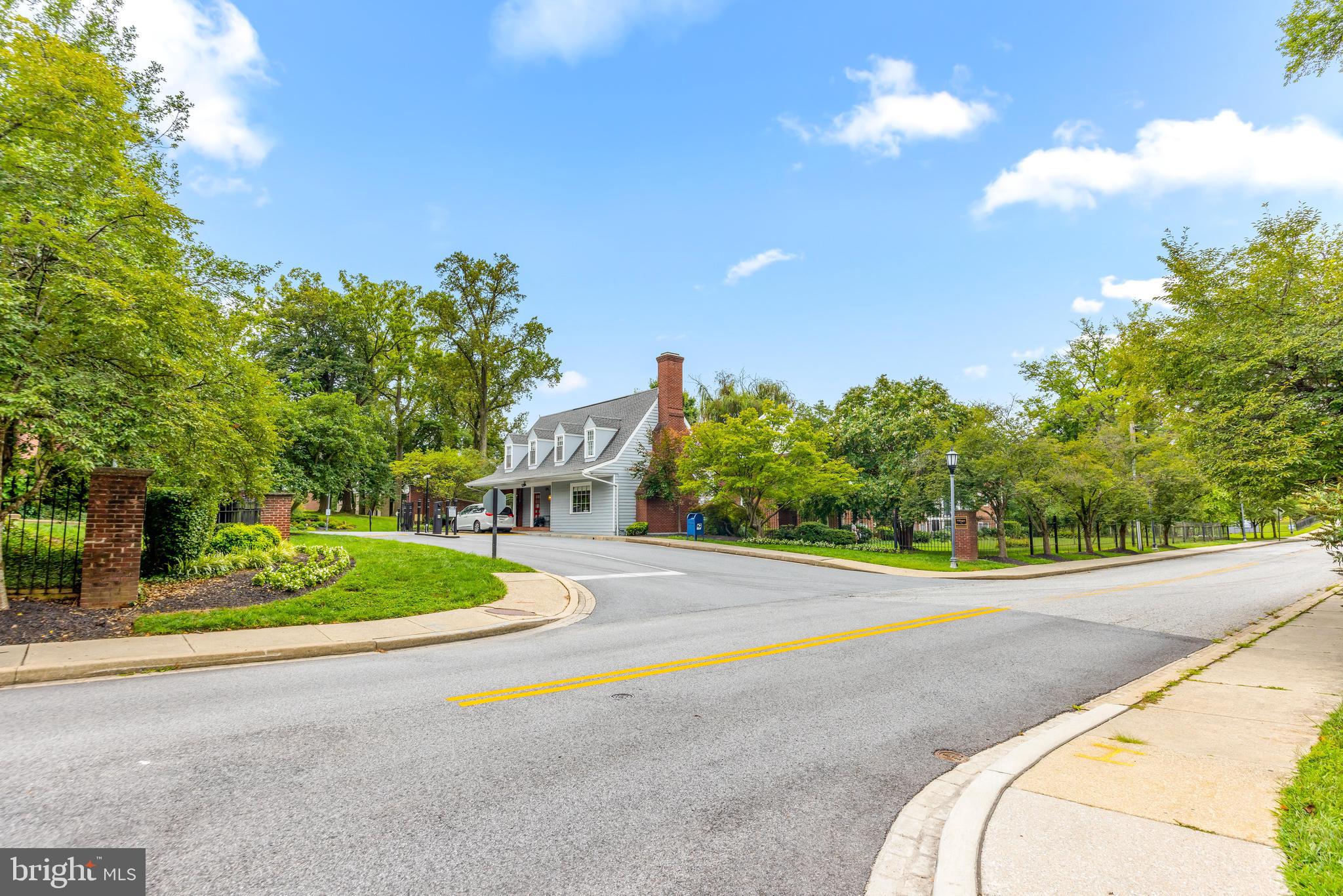 HOMELAND SOUTHWAY - Residential Lease
