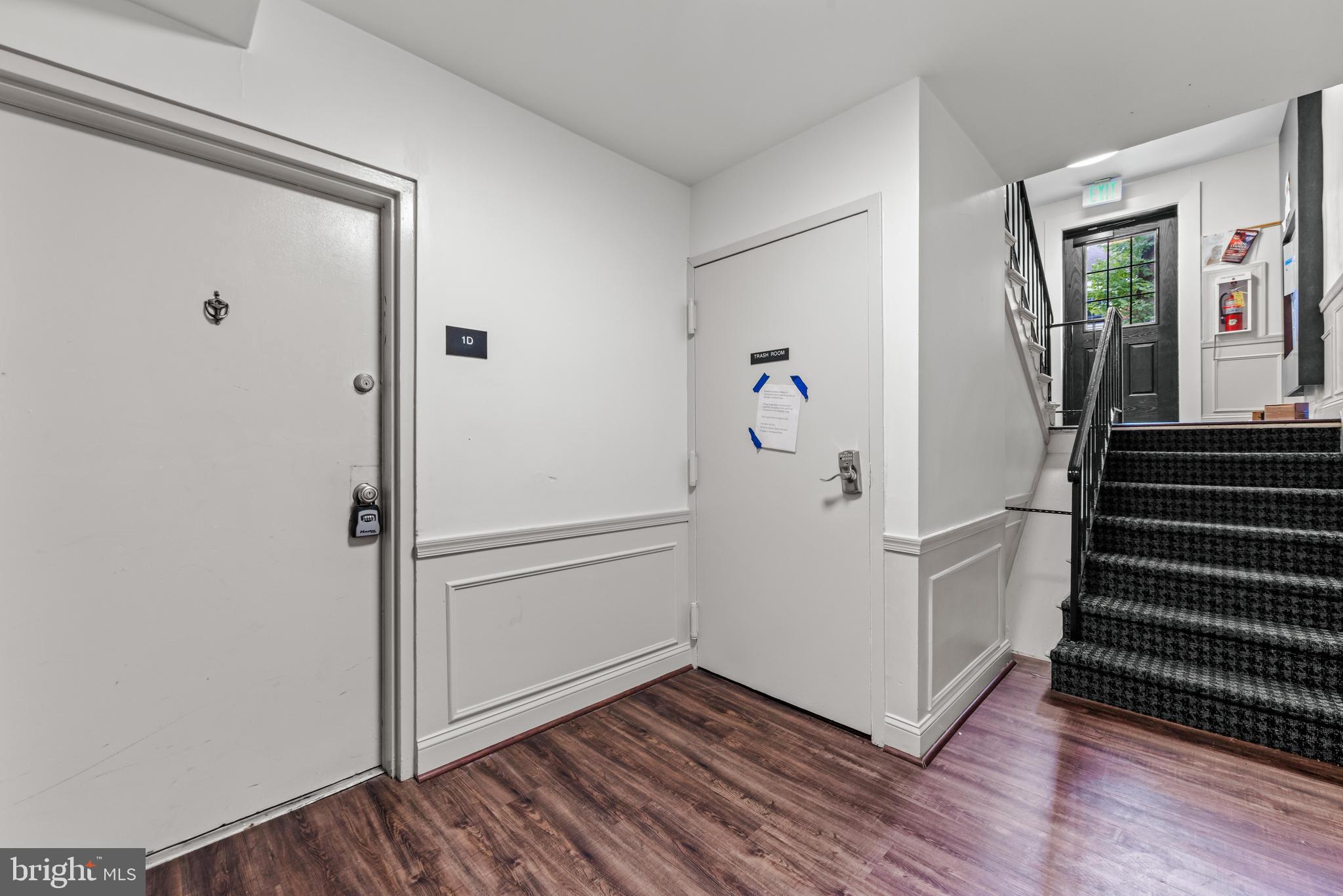 HOMELAND SOUTHWAY - Residential Lease