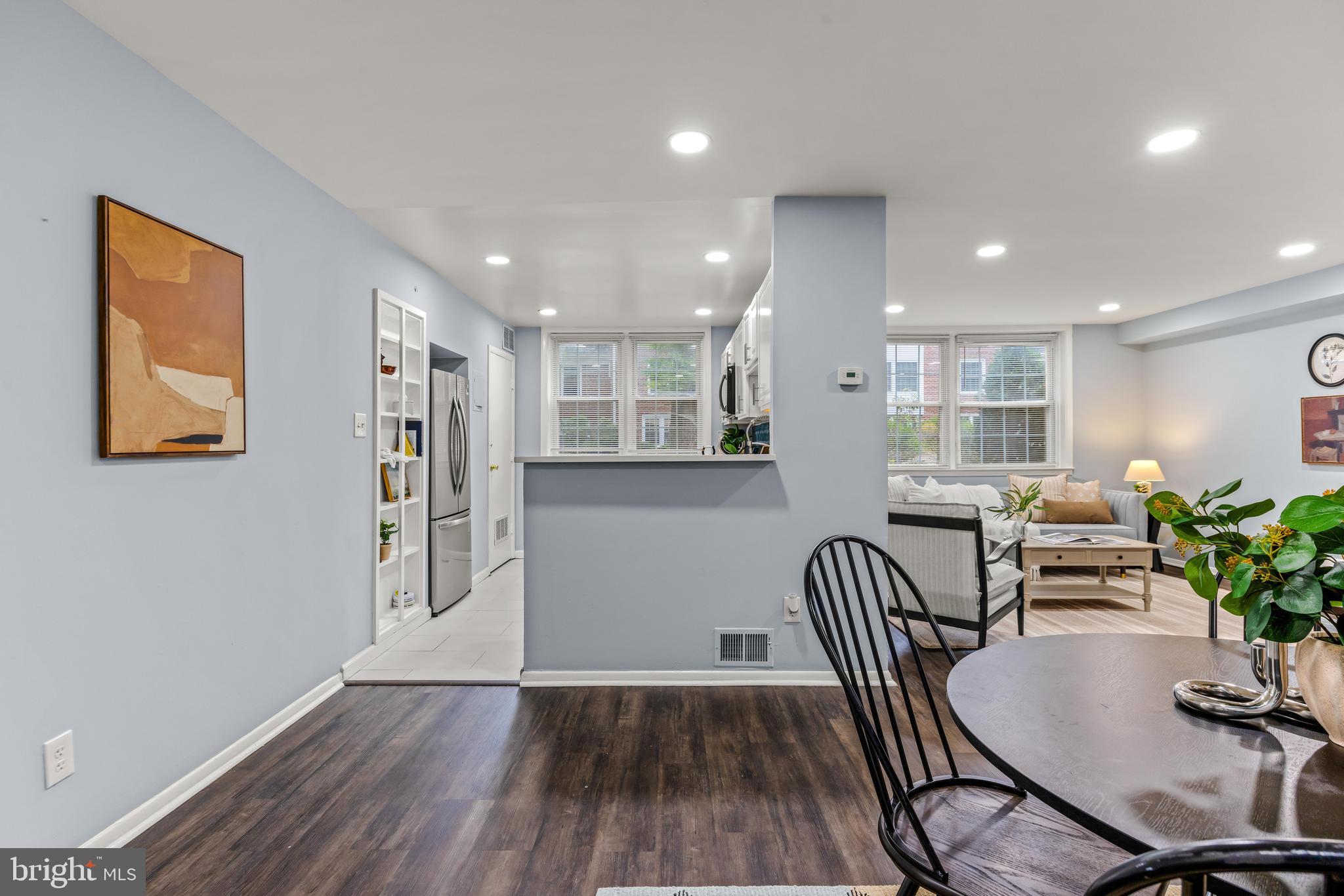 HOMELAND SOUTHWAY - Residential Lease