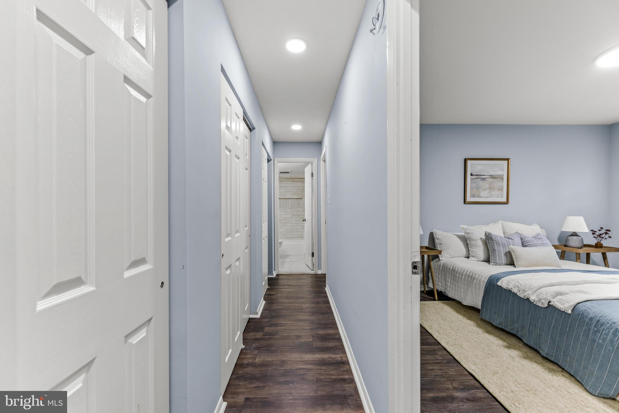 HOMELAND SOUTHWAY - Residential Lease