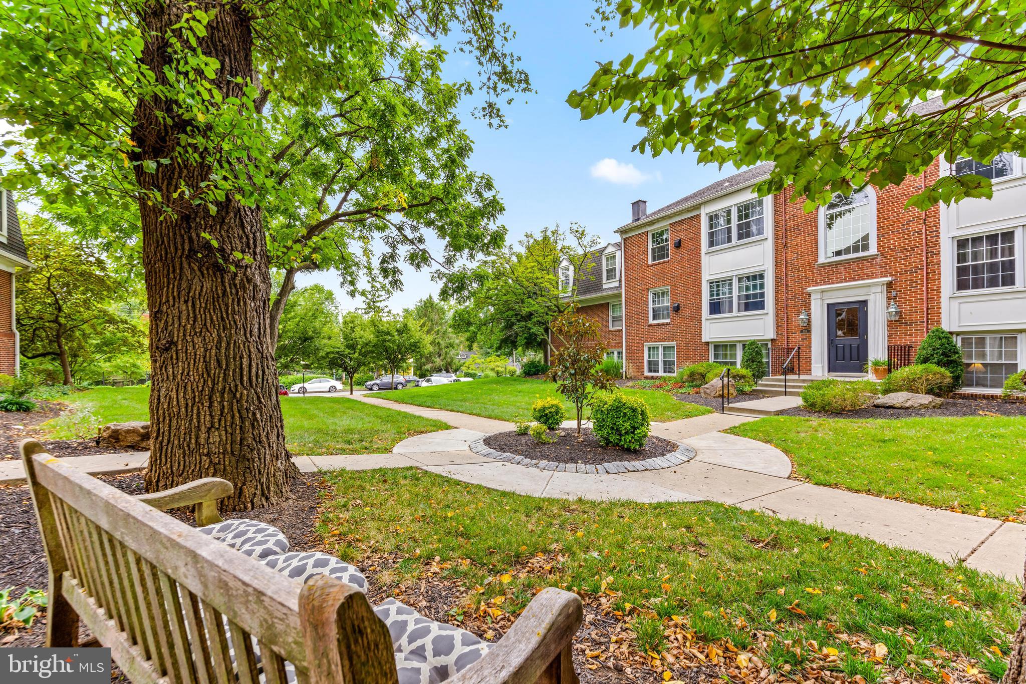 HOMELAND SOUTHWAY - Residential Lease