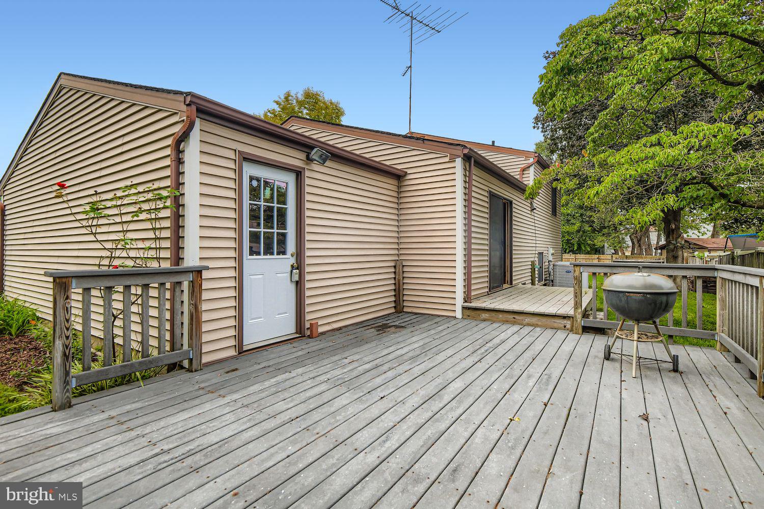 HARMANS WOODS - Residential