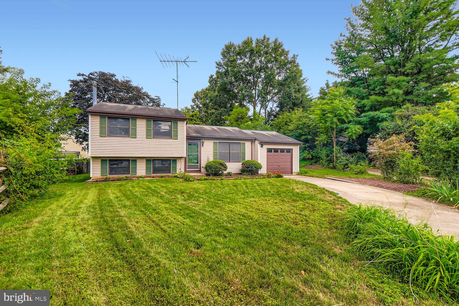 HARMANS WOODS - Residential