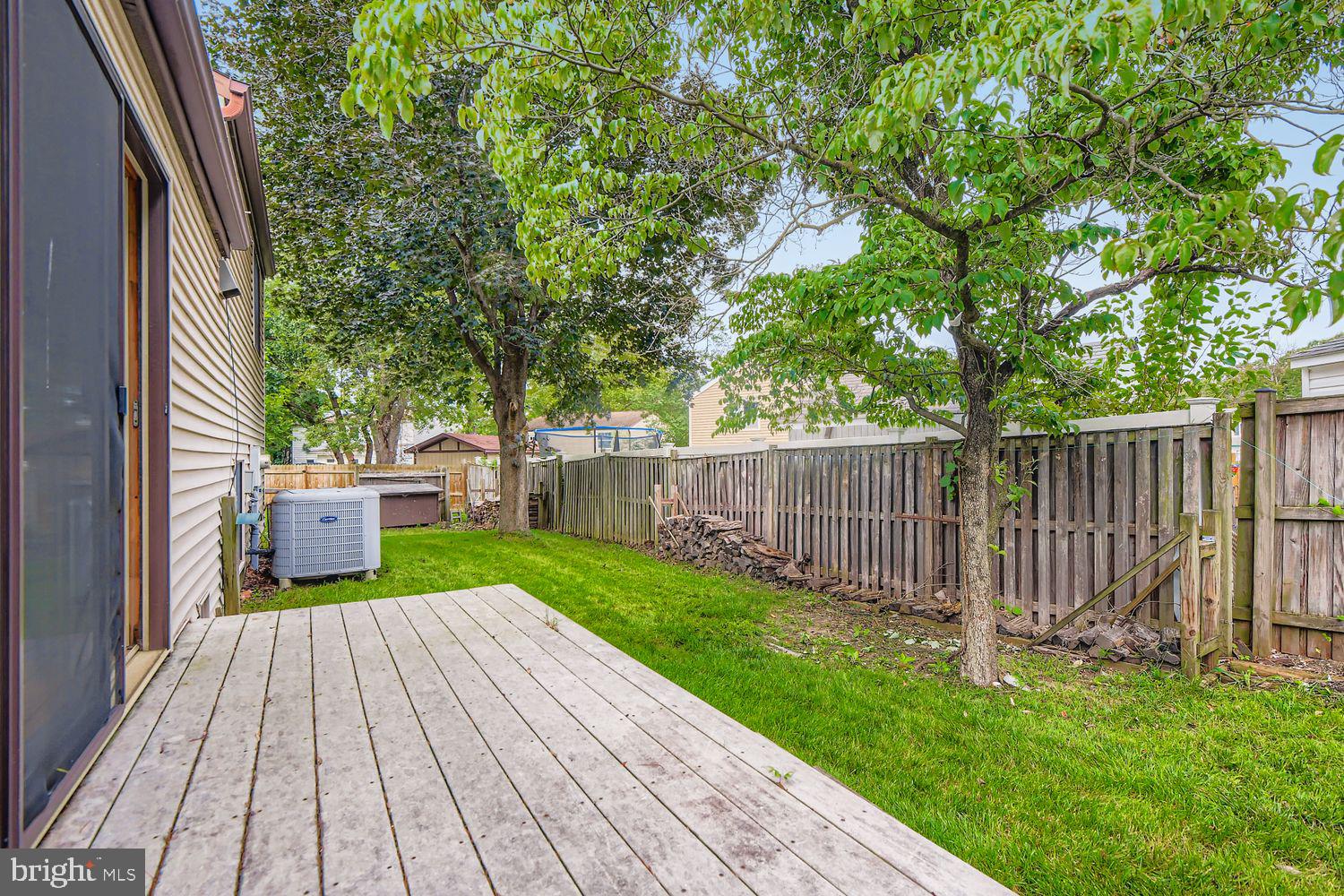 HARMANS WOODS - Residential