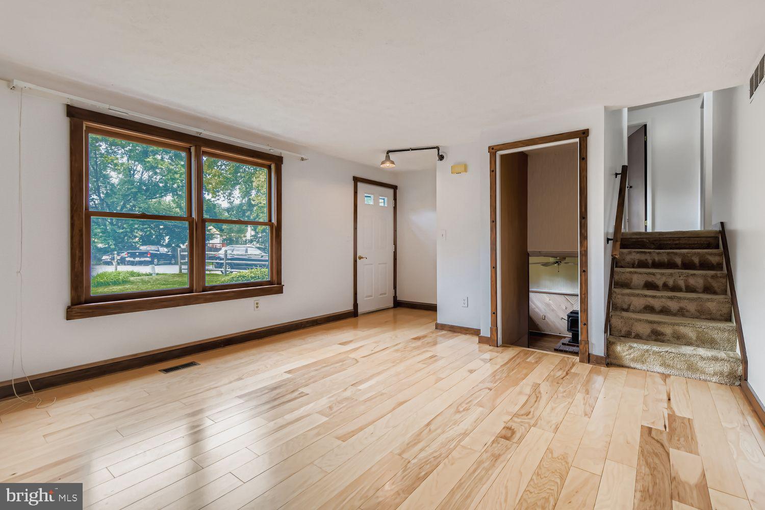 HARMANS WOODS - Residential