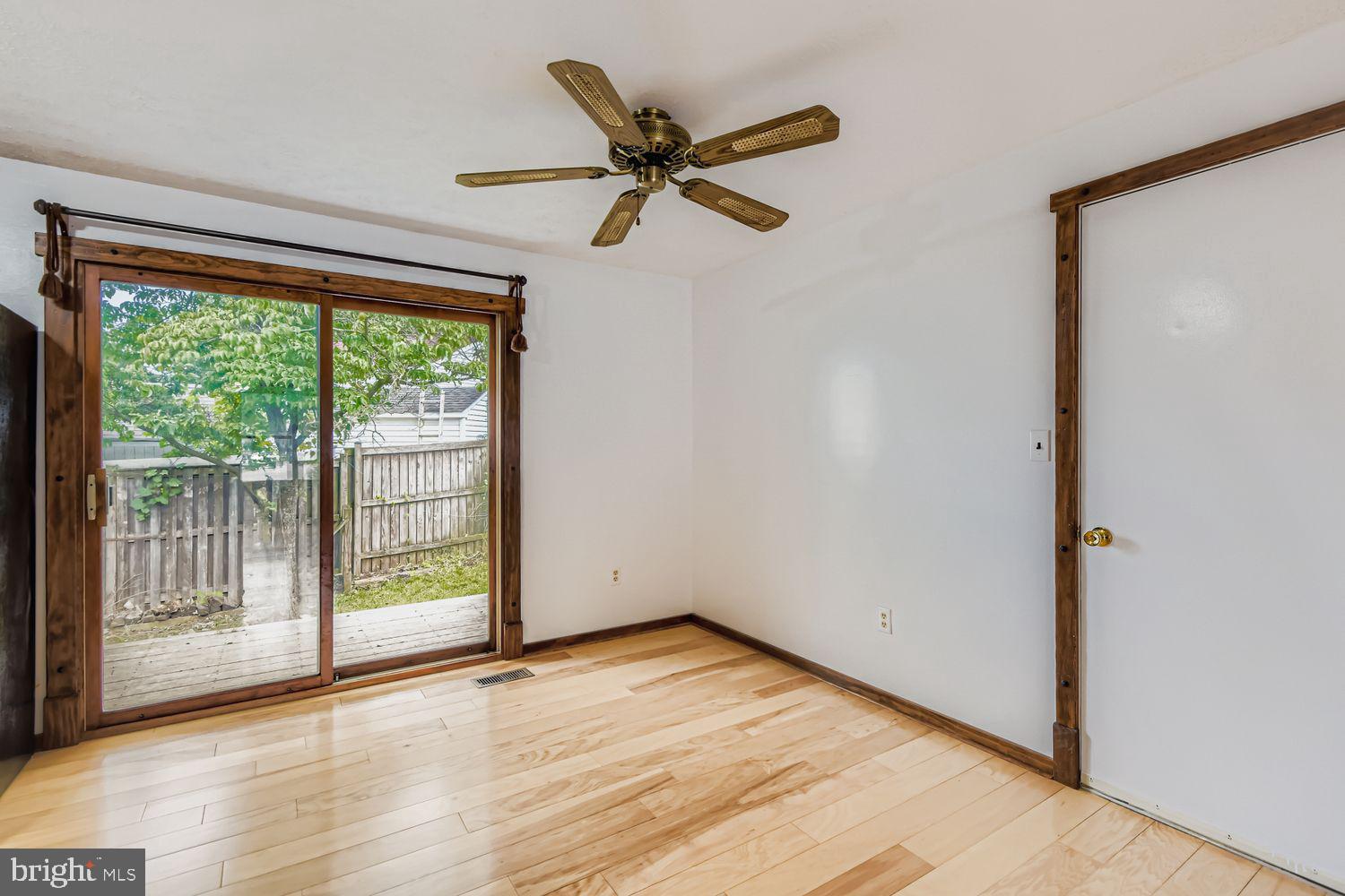 HARMANS WOODS - Residential