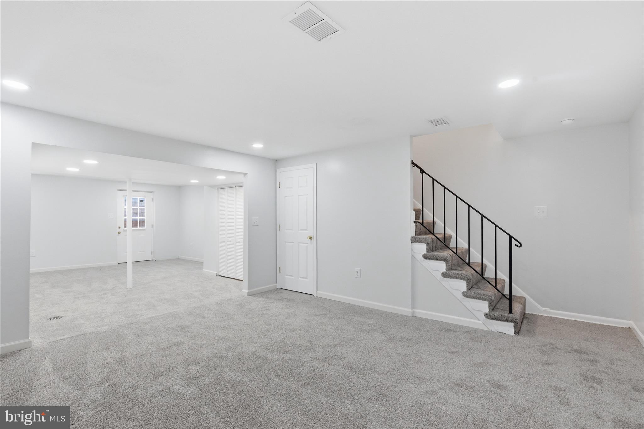 BEECHWOOD SQUARE - Residential