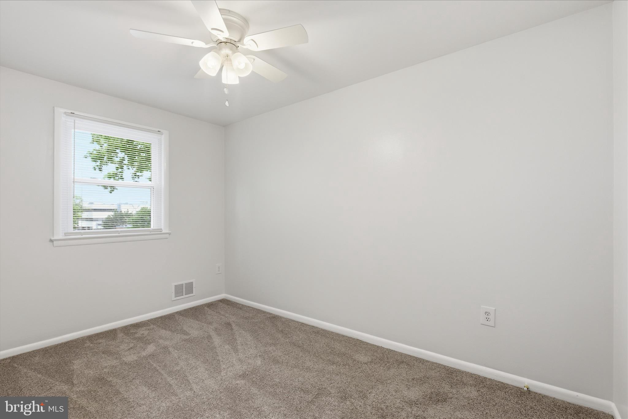 BEECHWOOD SQUARE - Residential