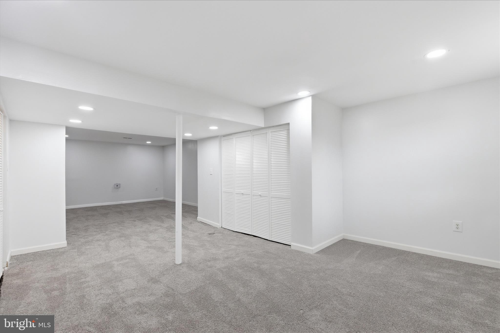 BEECHWOOD SQUARE - Residential