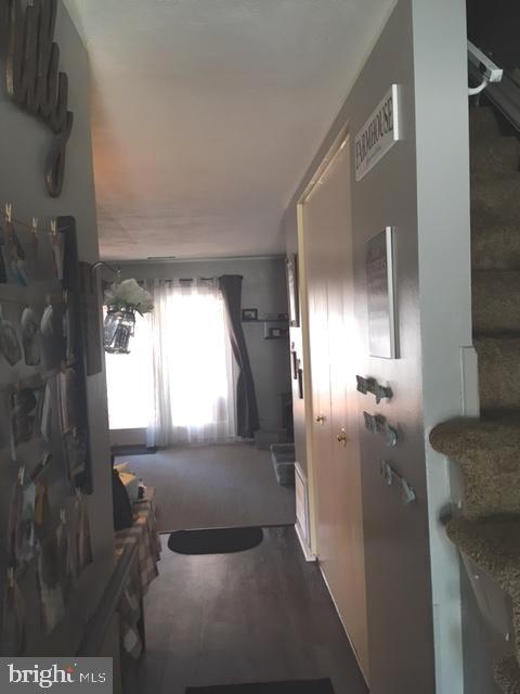 COLONY PARK - Residential