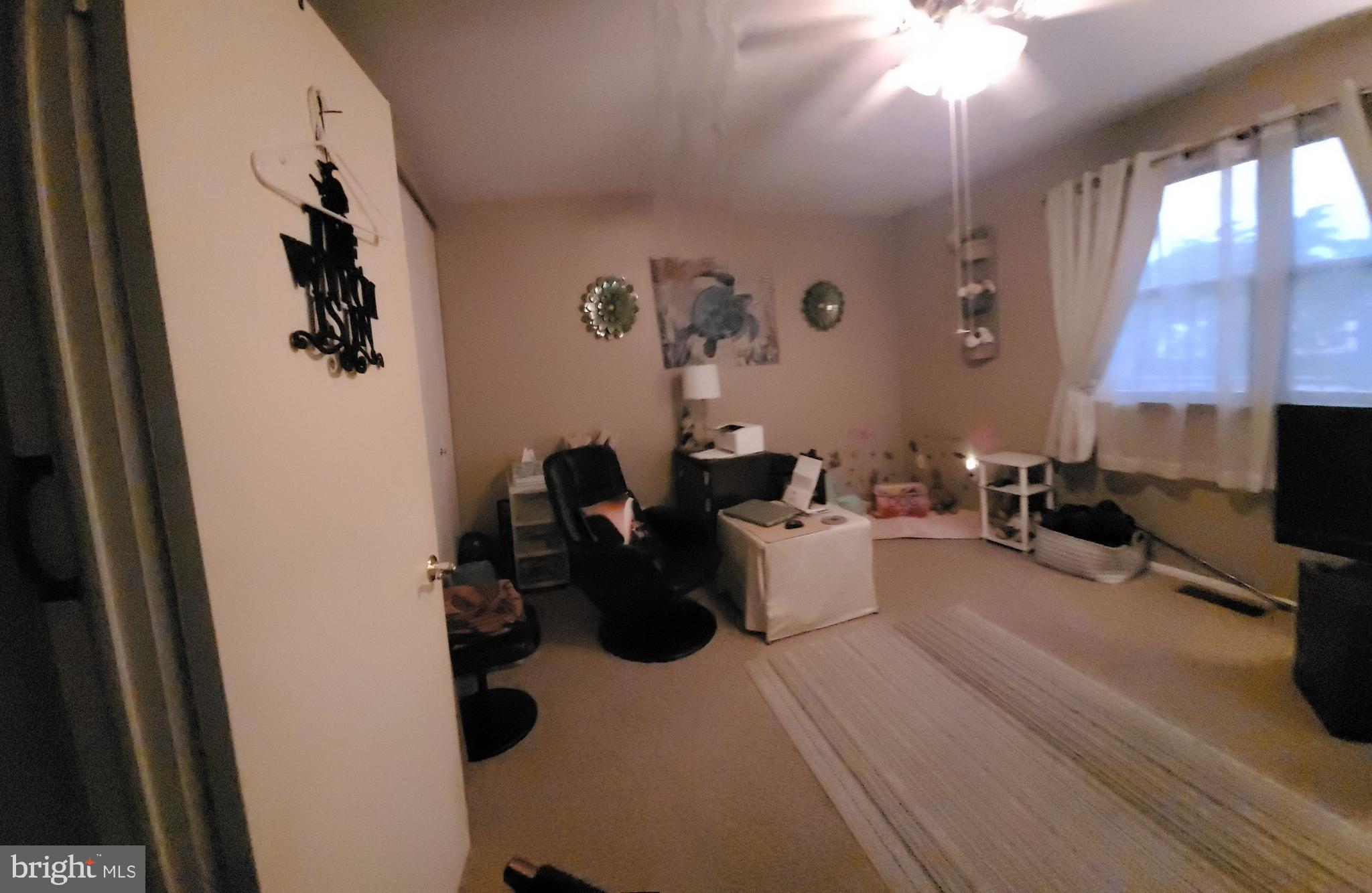 COLONY PARK - Residential